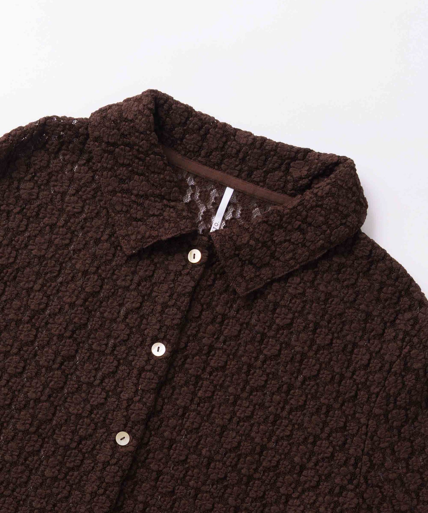 lace button shirt / WHT26FBL4108