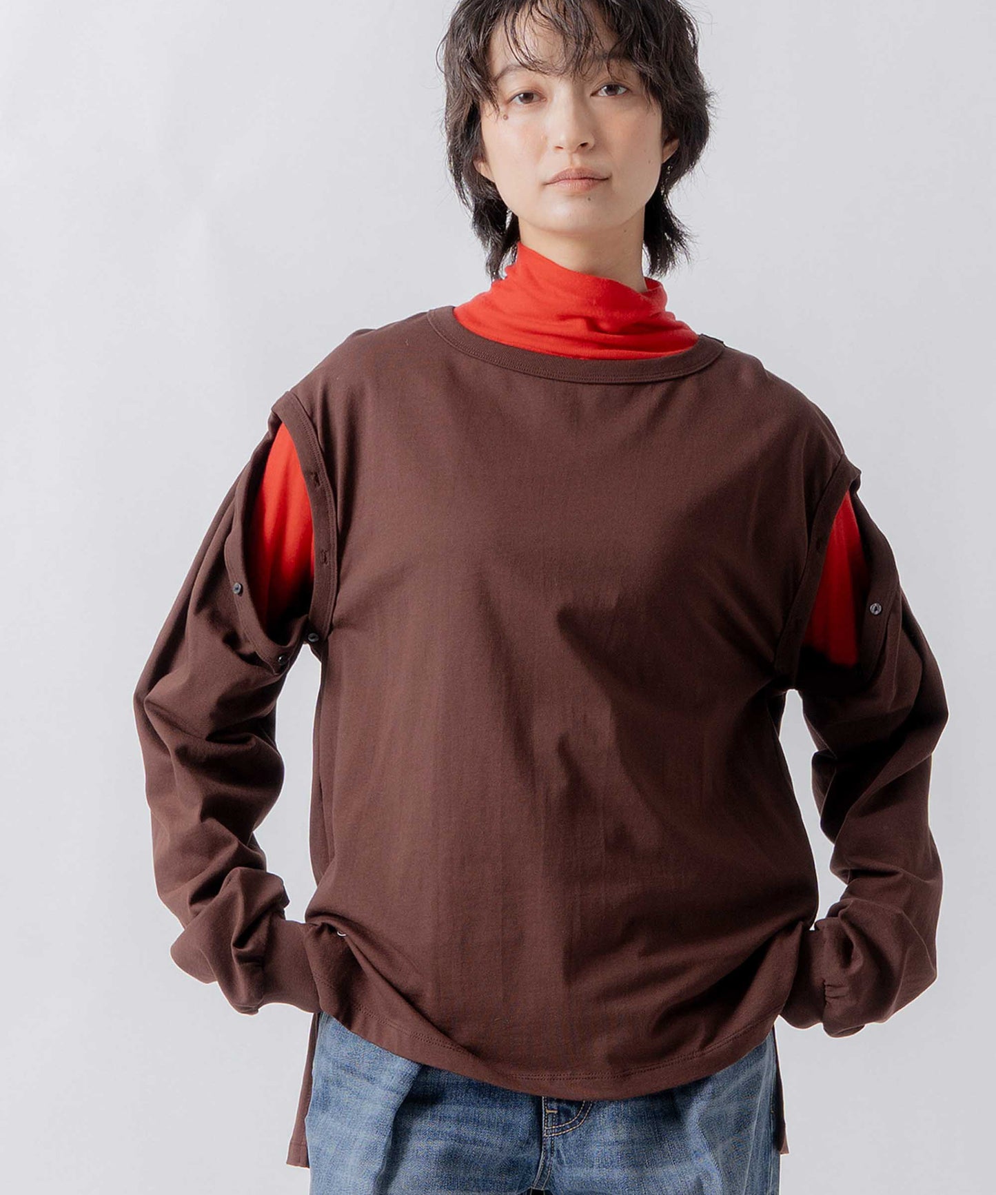 shoulder slit tops / WHT26FCS4019