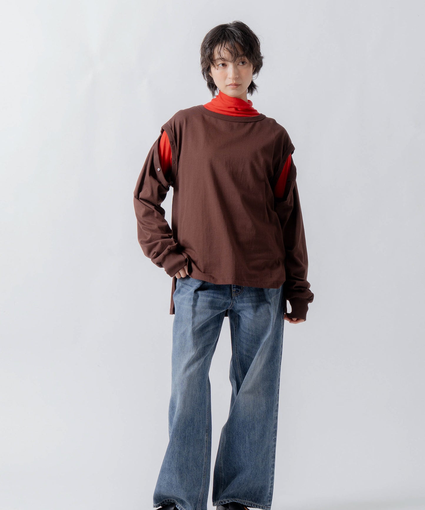 shoulder slit tops / WHT26FCS4019