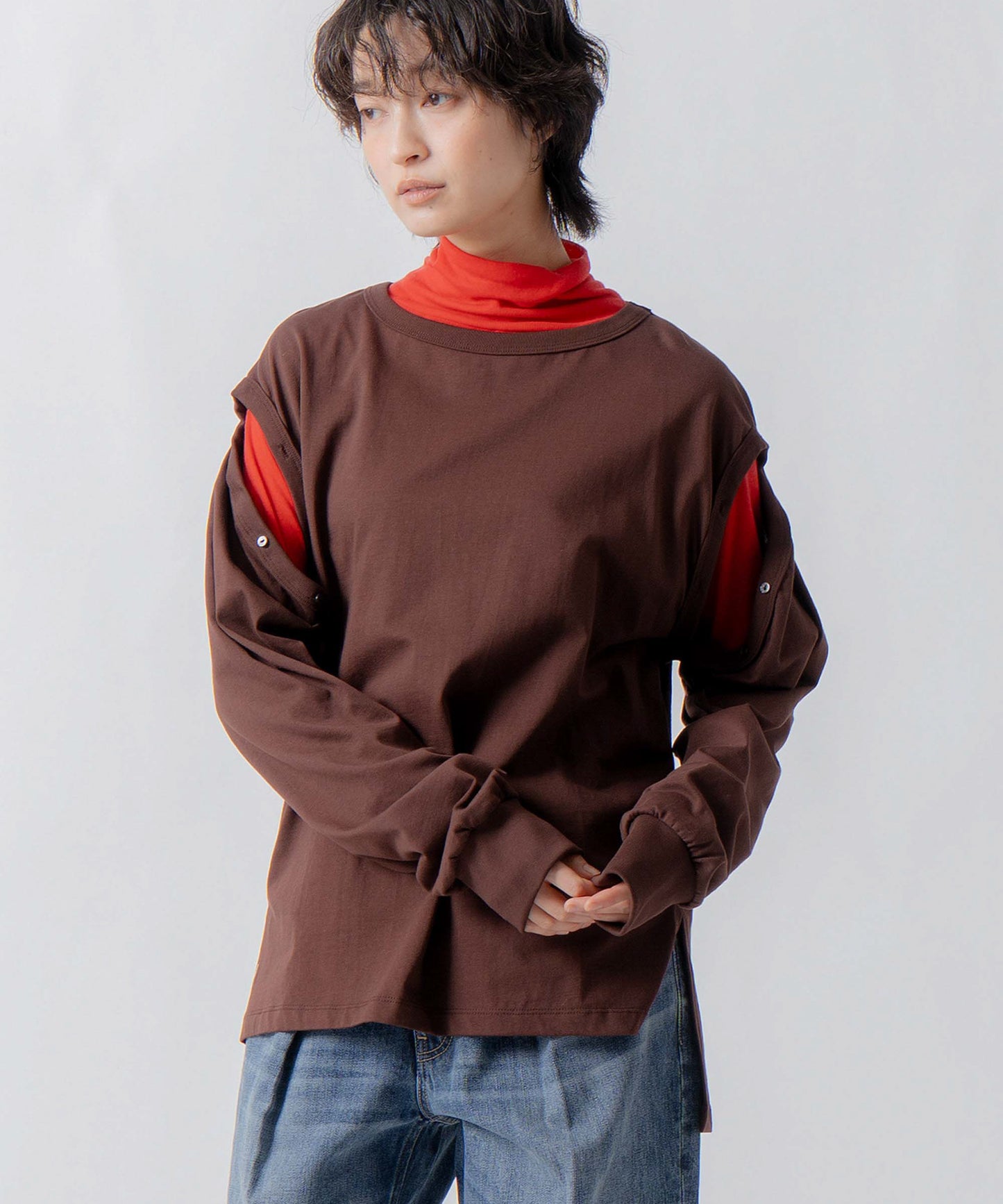 shoulder slit tops / WHT26FCS4019