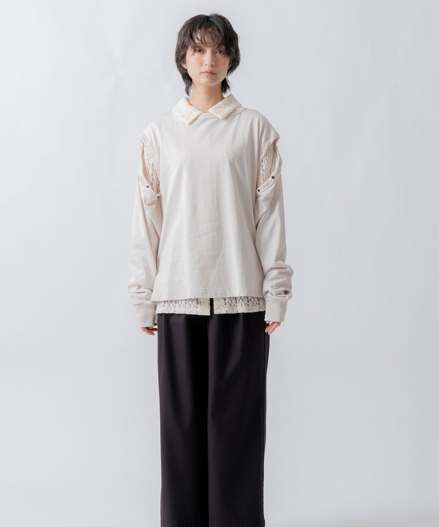 shoulder slit tops / WHT26FCS4019