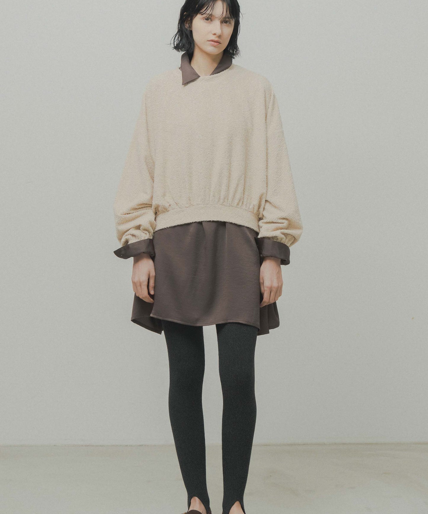 glitter shaggy sweat / WHT26FCS4020