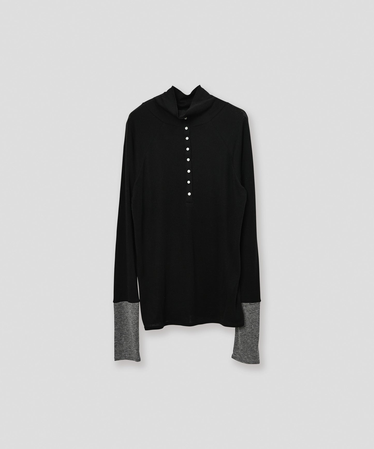 front button turtleneck / WHT26FCS4021