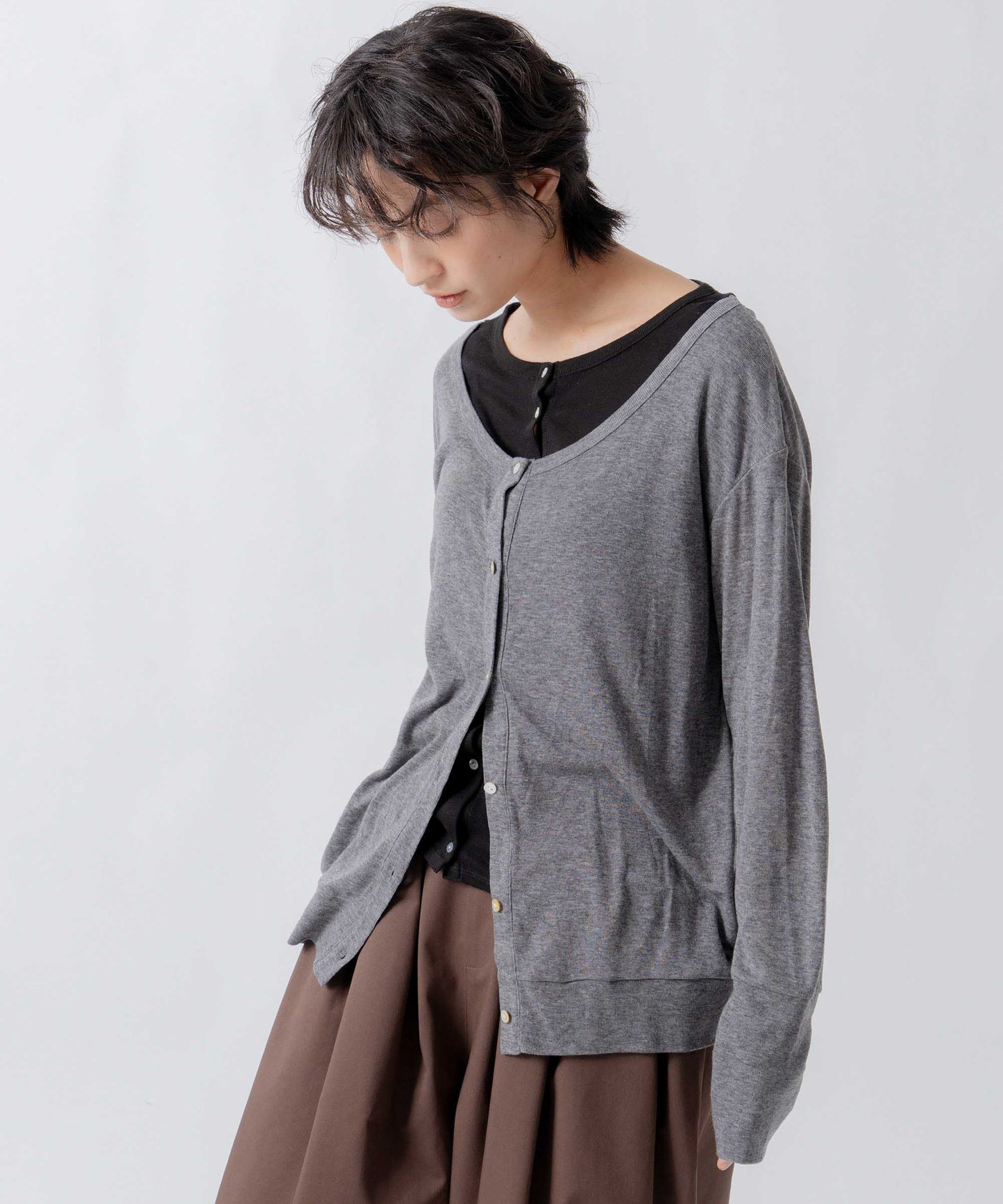 layered design cardigan / WHT26FCS4022