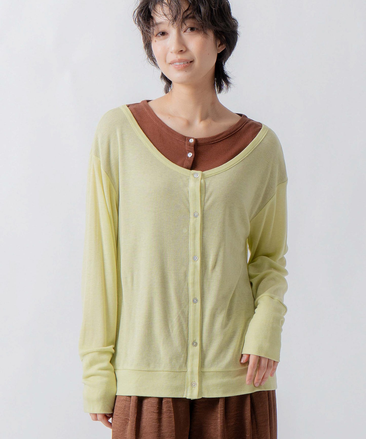 layered design cardigan / WHT26FCS4022