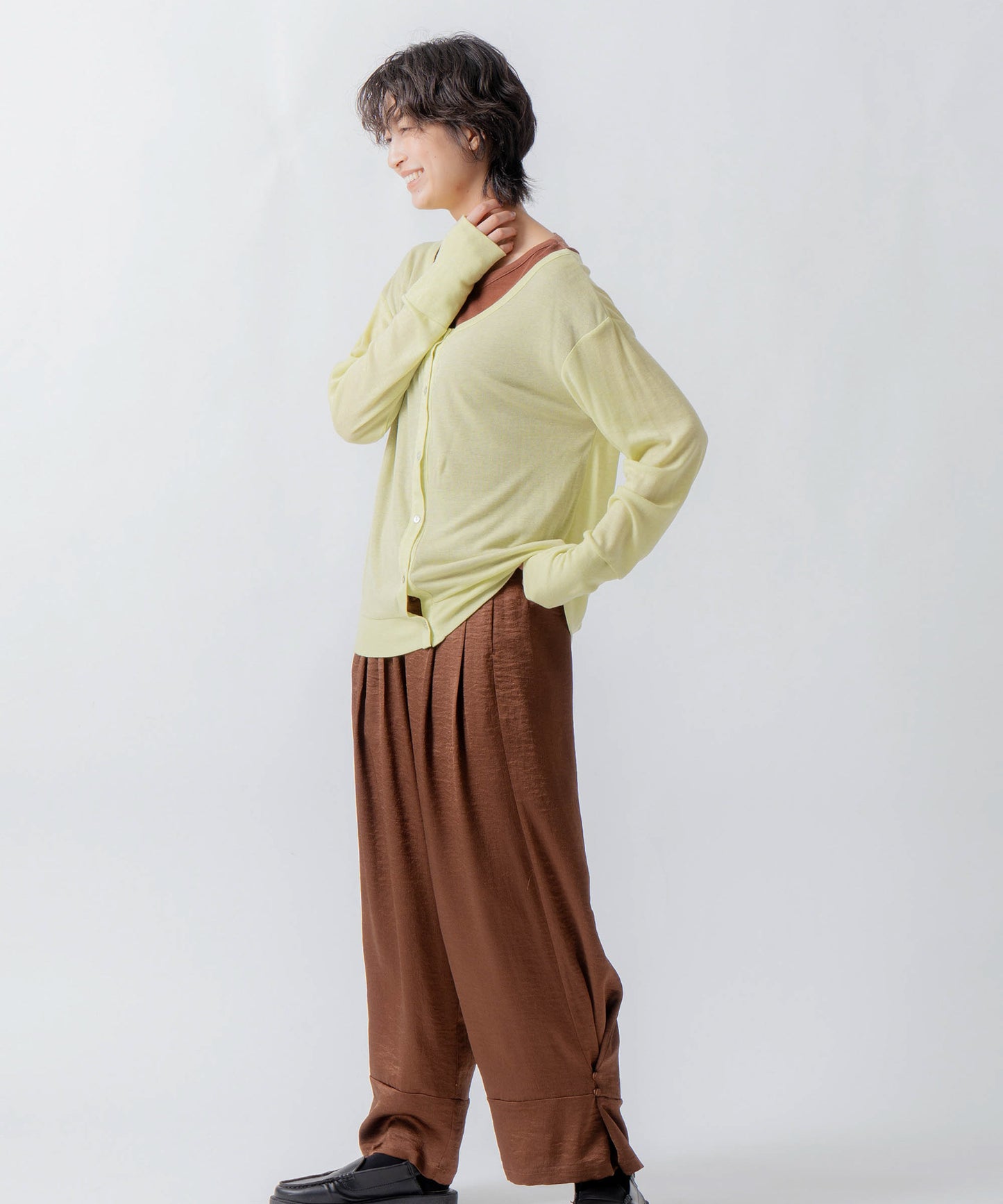 layered design cardigan / WHT26FCS4022