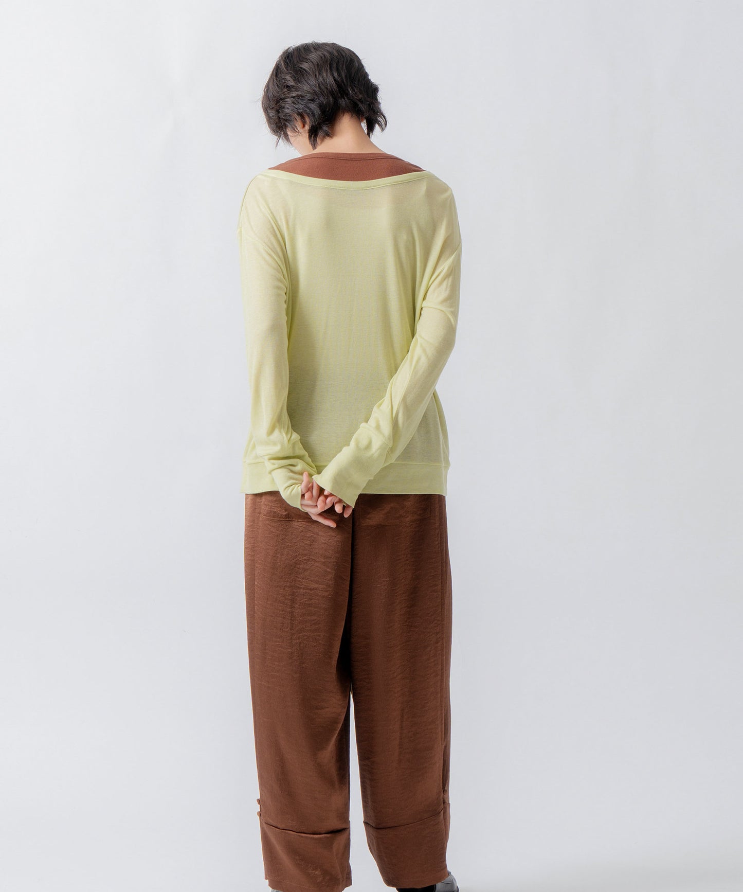 layered design cardigan / WHT26FCS4022