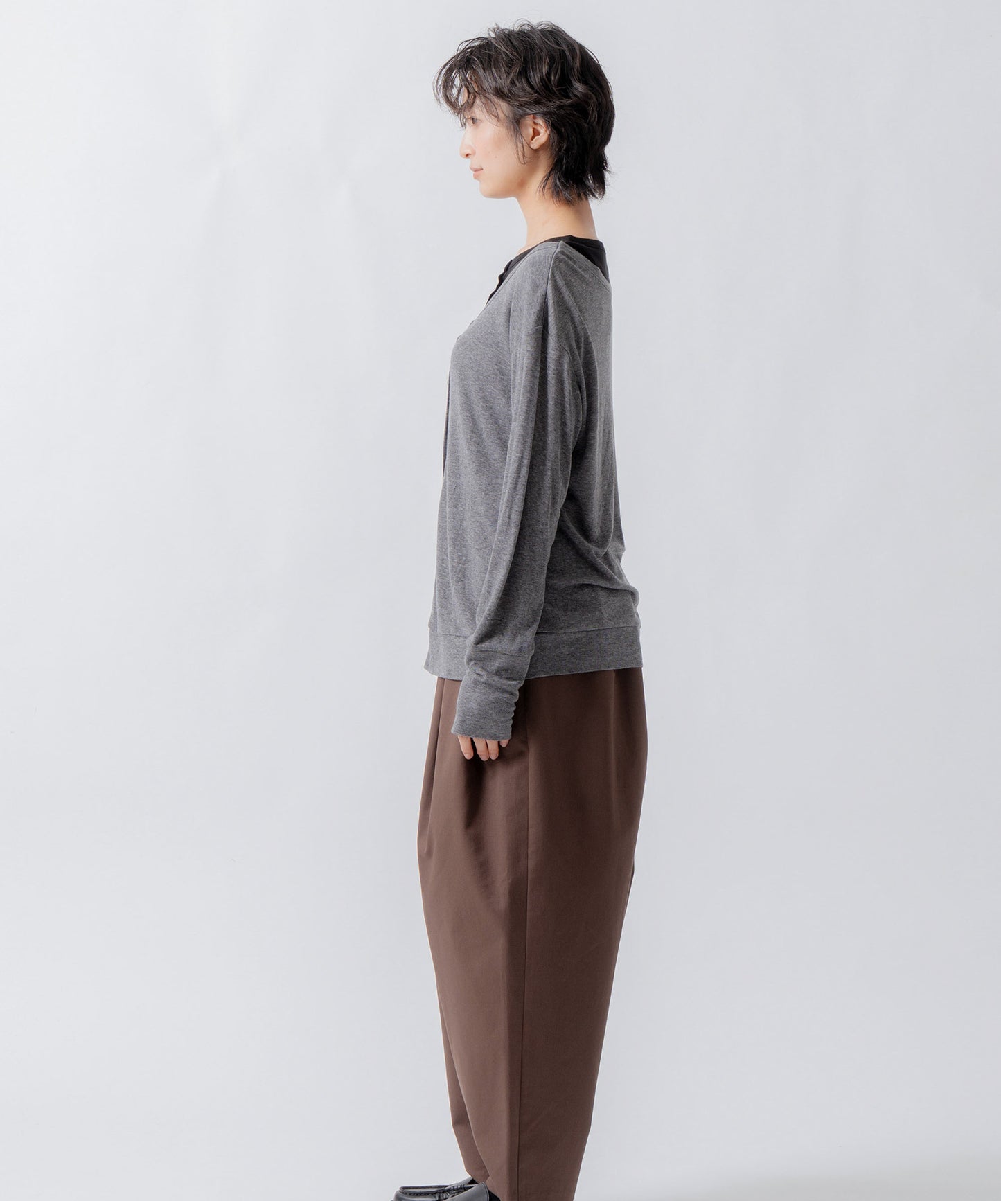 layered design cardigan / WHT26FCS4022