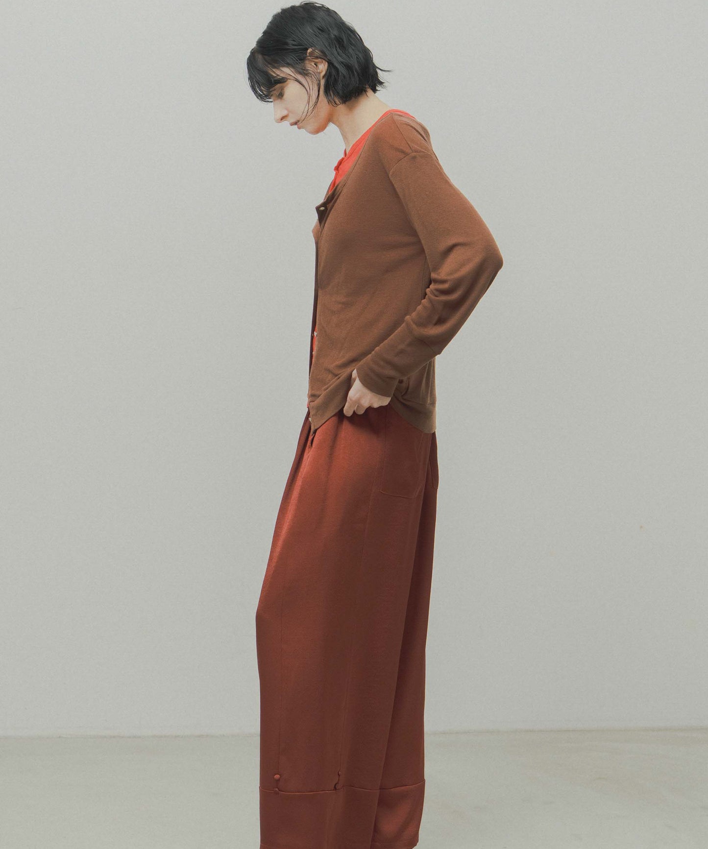 layered design cardigan / WHT26FCS4022