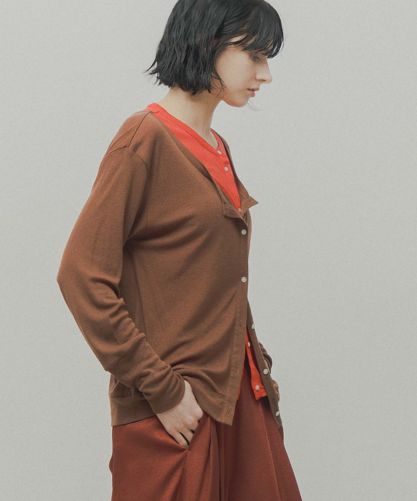 layered design cardigan / WHT26FCS4022