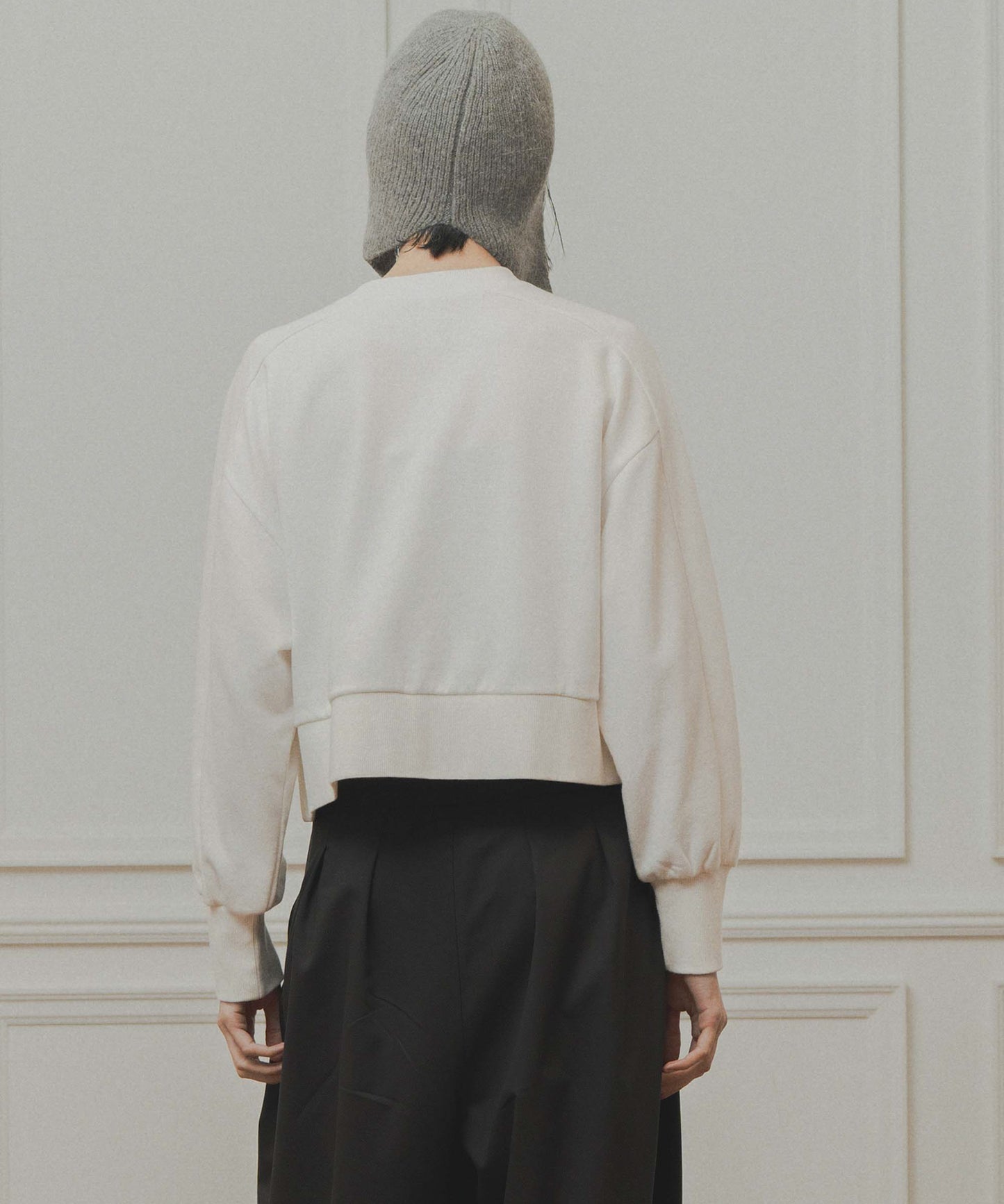 curve sleeve sweat / WHT26FCS4023