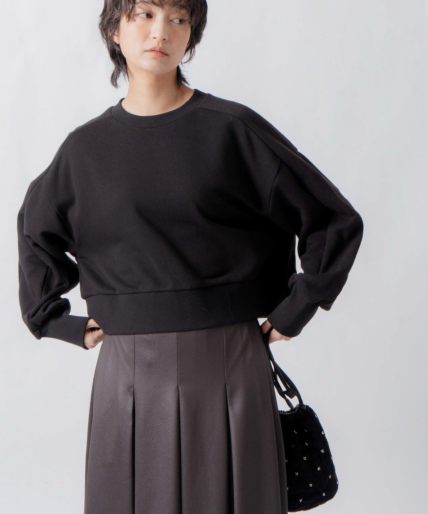 curve sleeve sweat / WHT26FCS4023