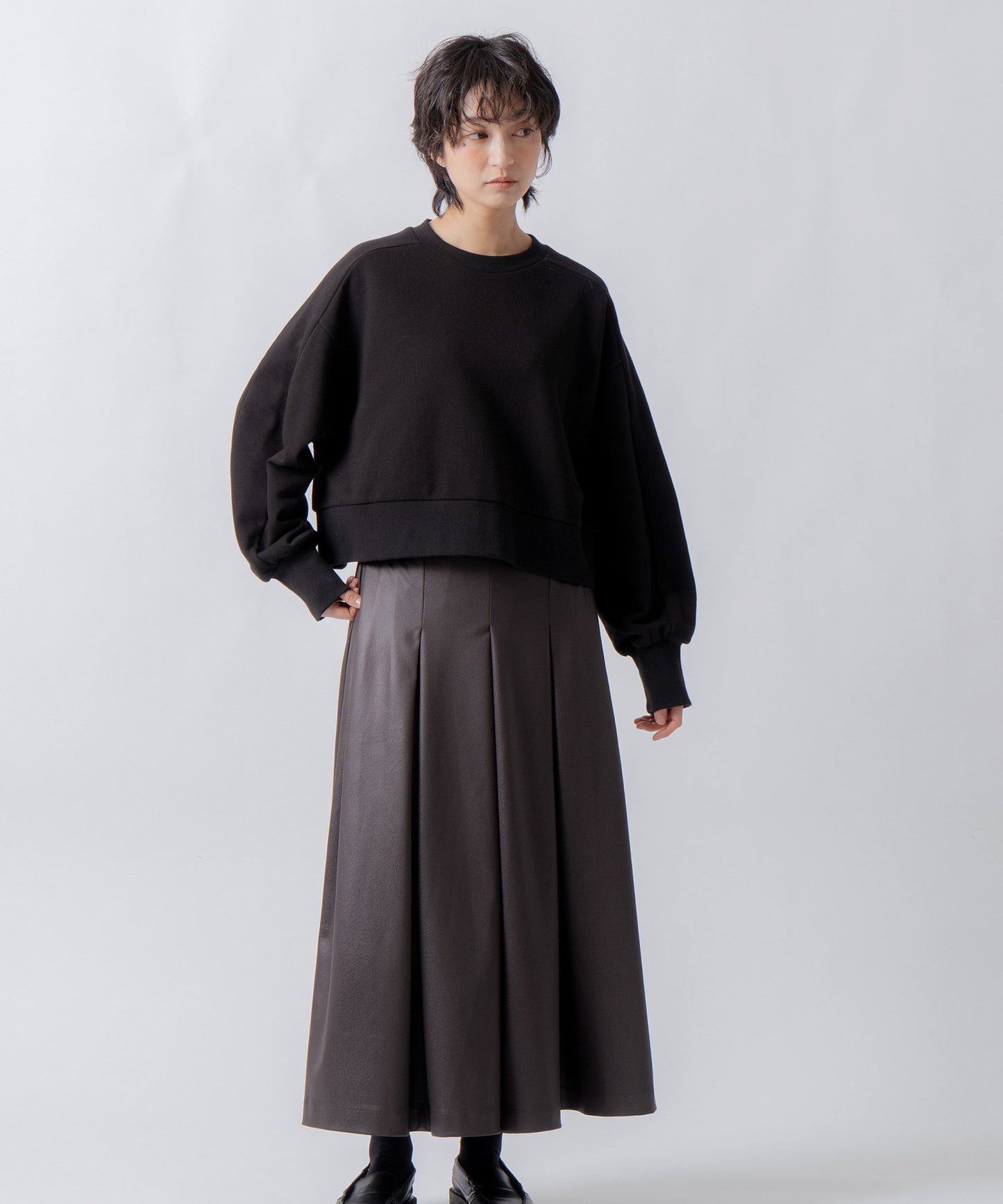 curve sleeve sweat / WHT26FCS4023