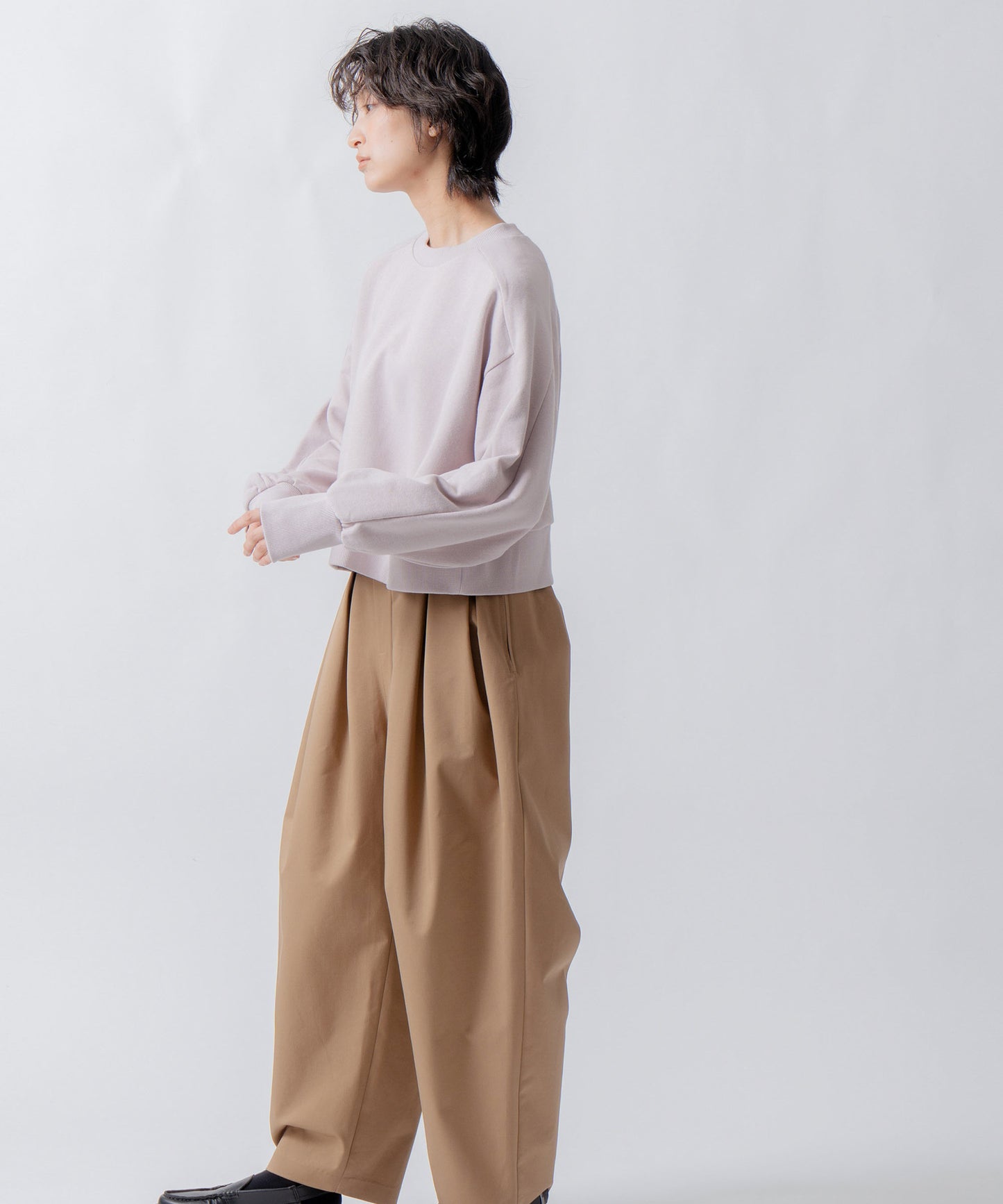 curve sleeve sweat / WHT26FCS4023