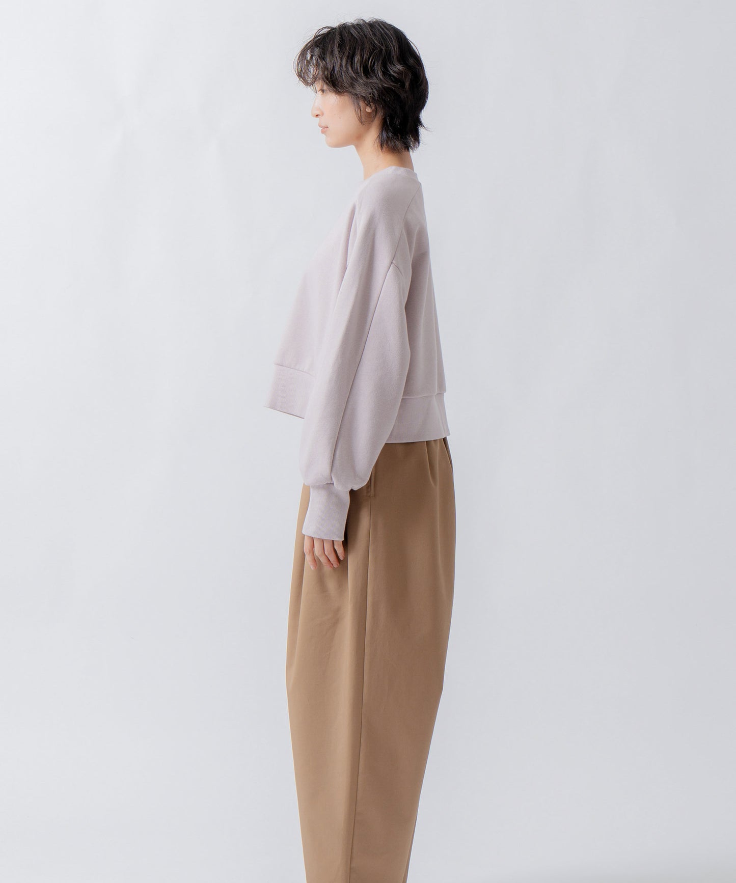 curve sleeve sweat / WHT26FCS4023