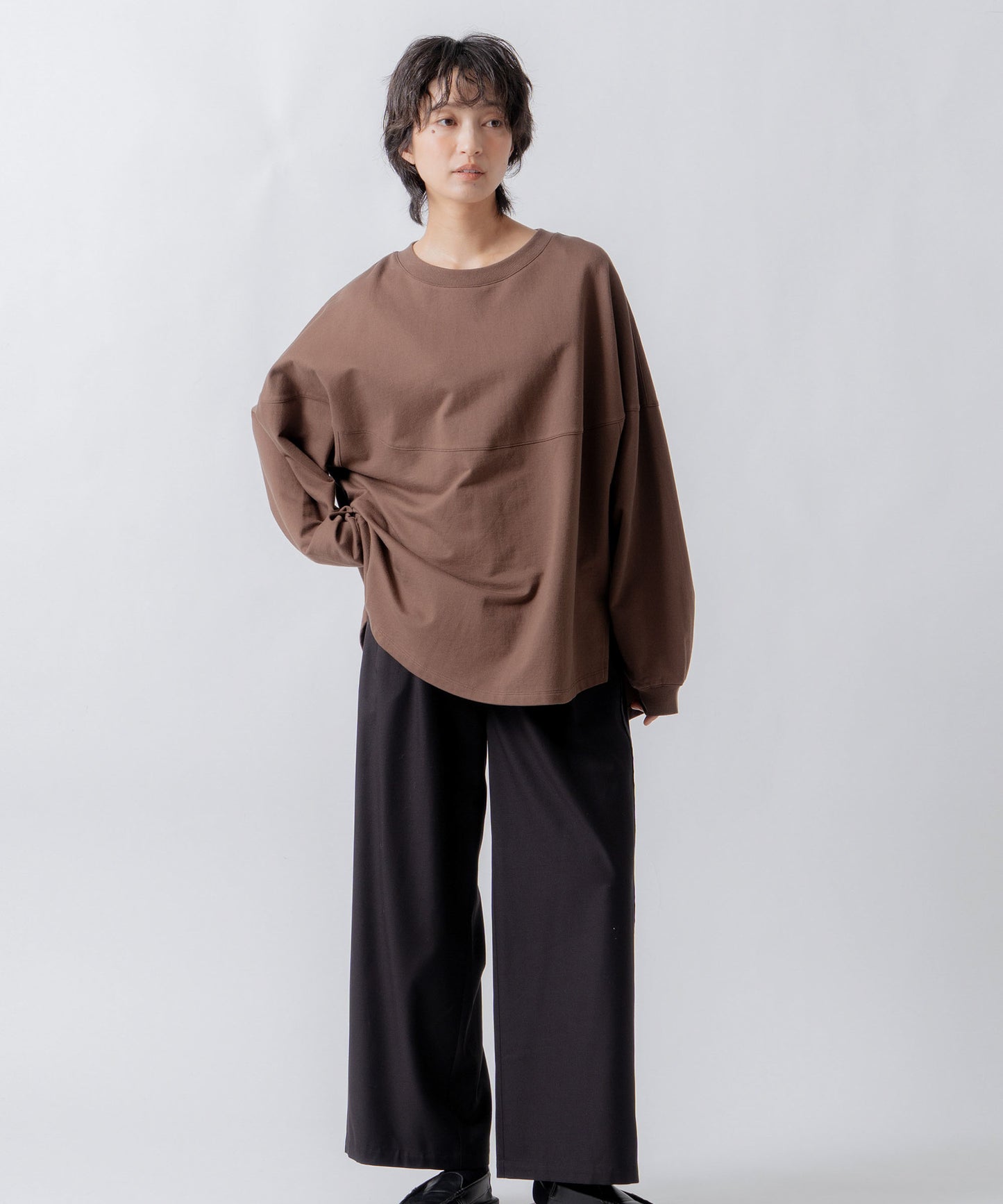 round switch sweat / WHT26FCS4024