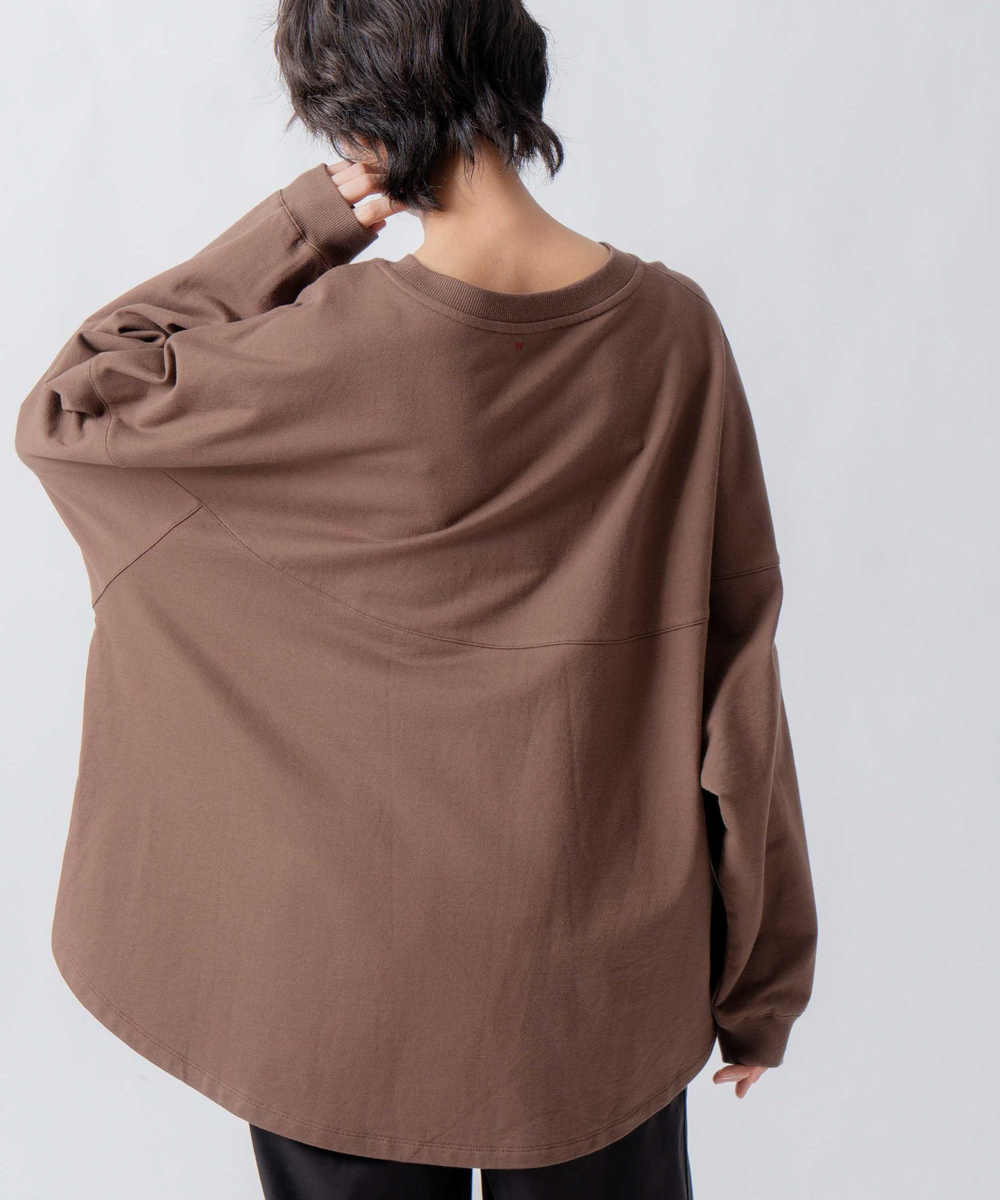 round switch sweat / WHT26FCS4024