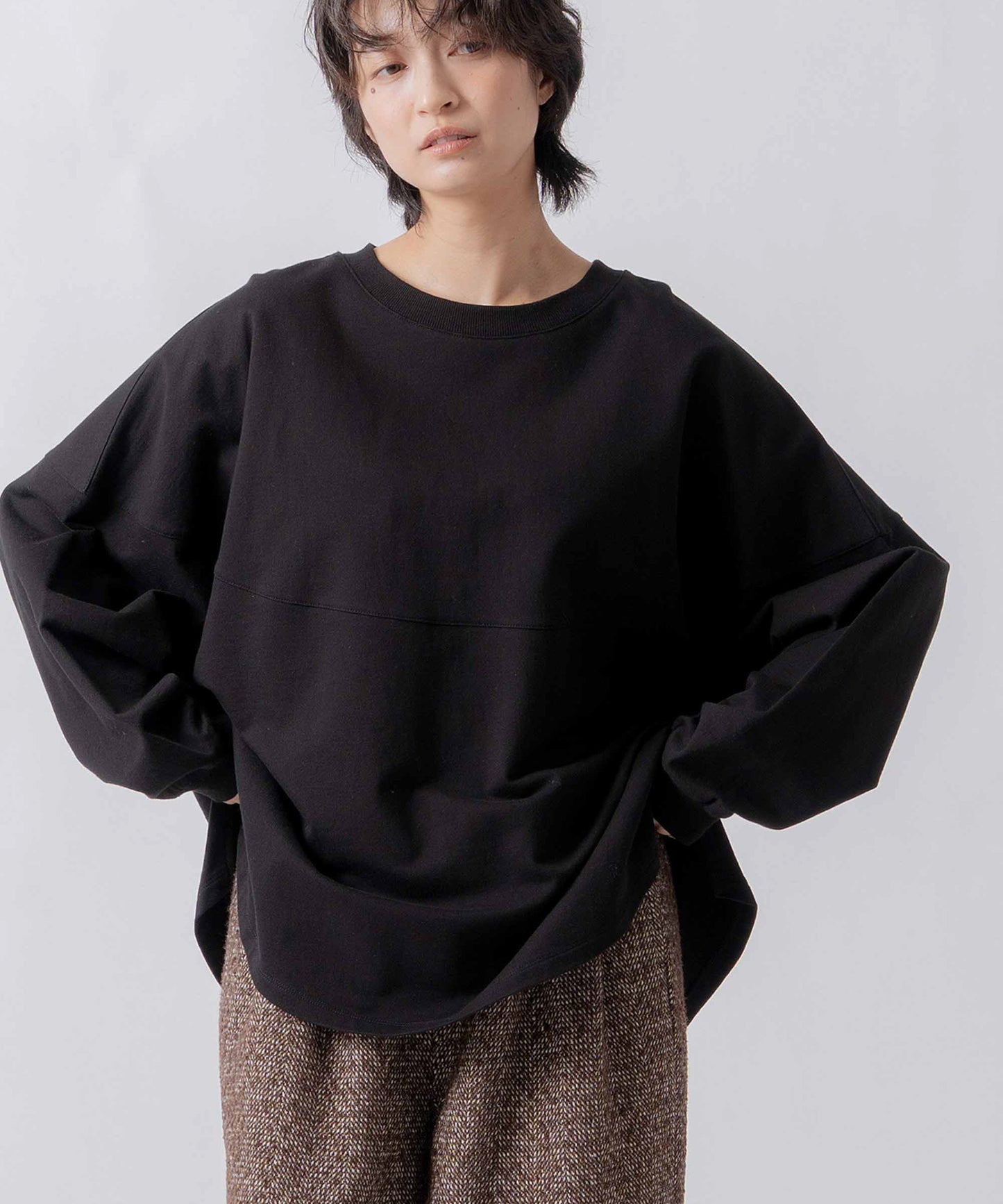 round switch sweat / WHT26FCS4024