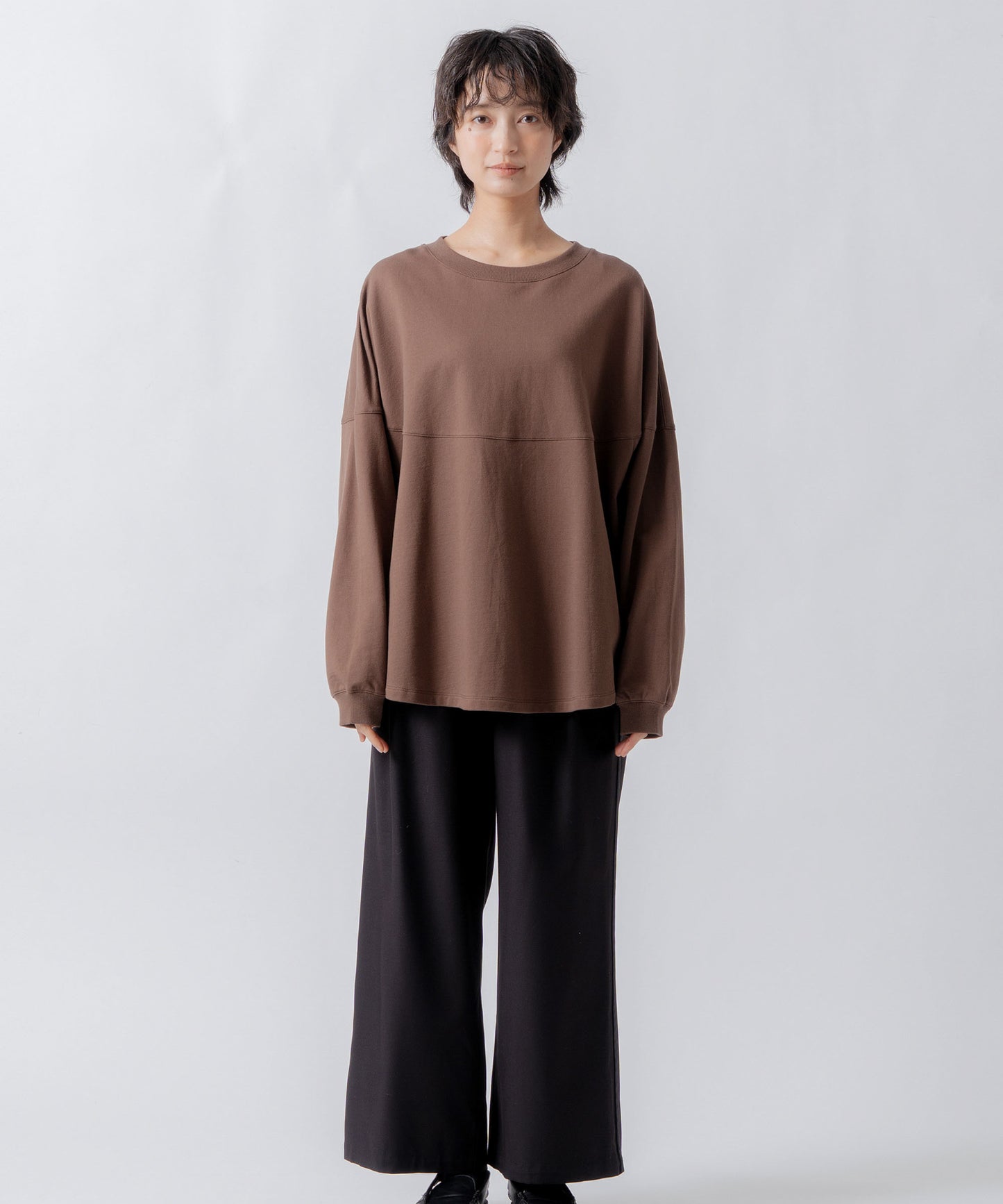 round switch sweat / WHT26FCS4024