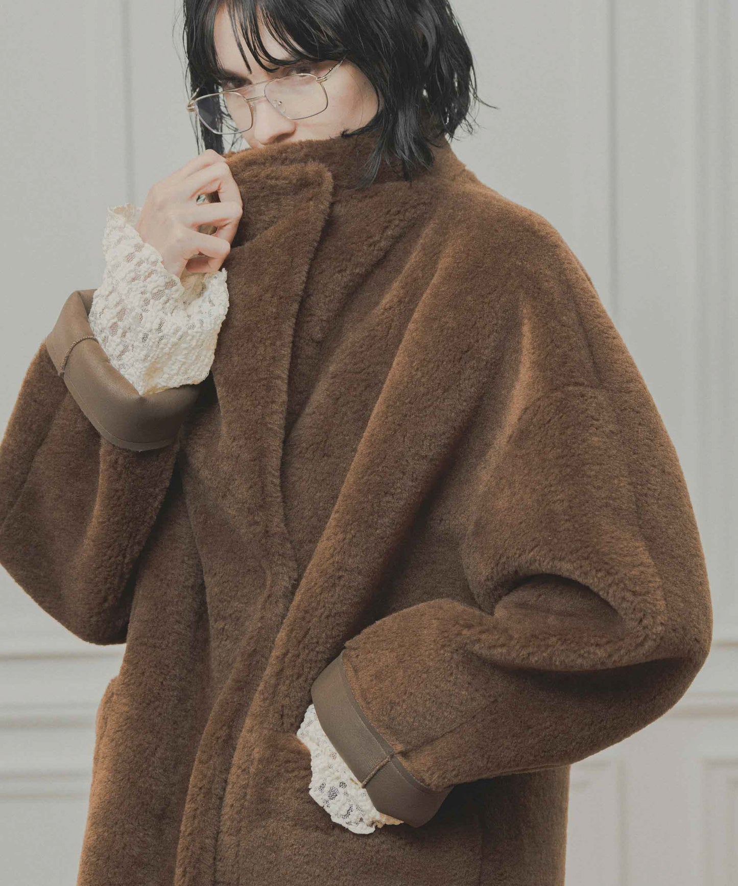 standcollar boa coat / WHT26FJK4062