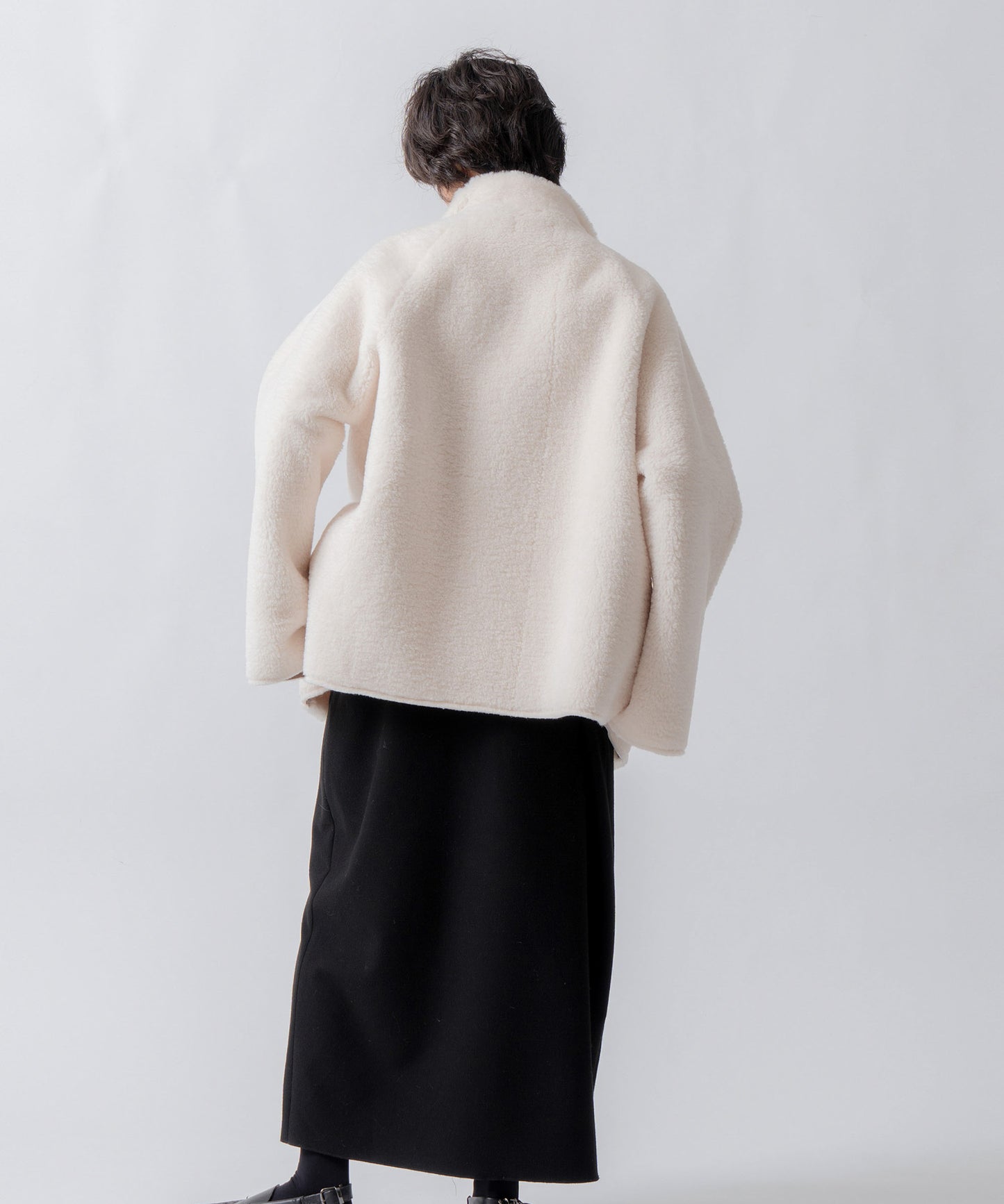 standcollar boa coat / WHT26FJK4062