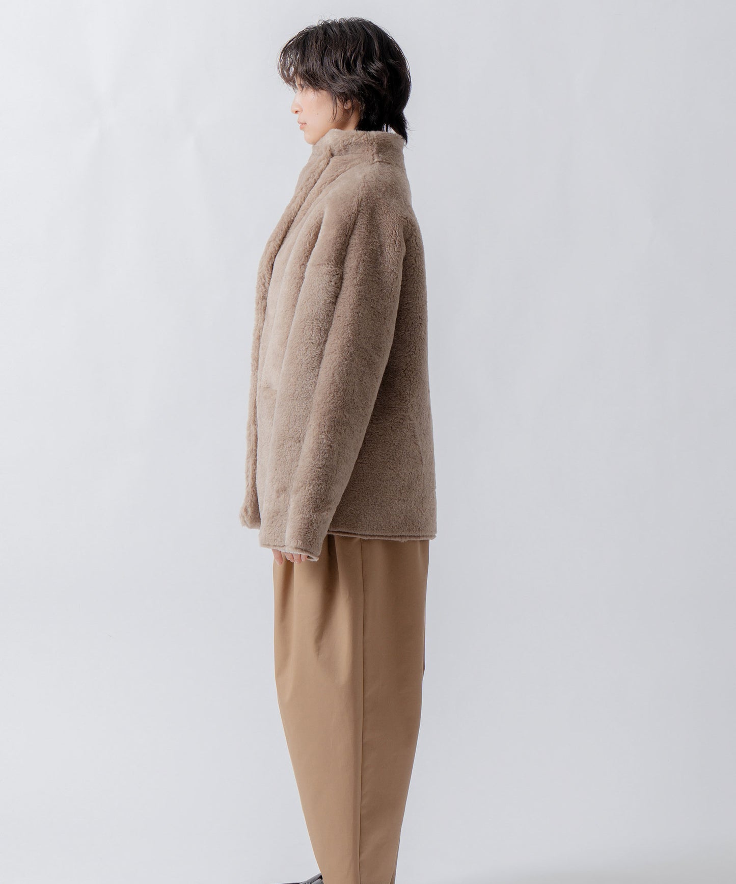 standcollar boa coat / WHT26FJK4062