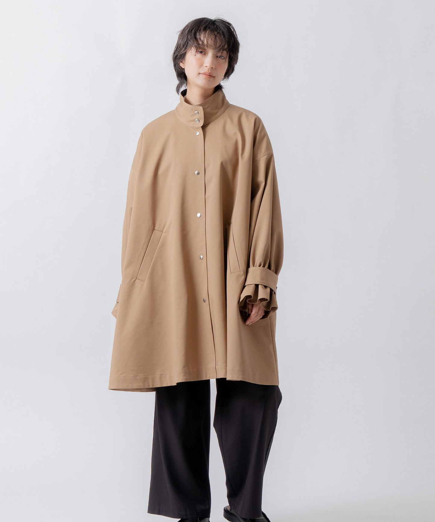 standcollar tent coat / WHT26FJK4063