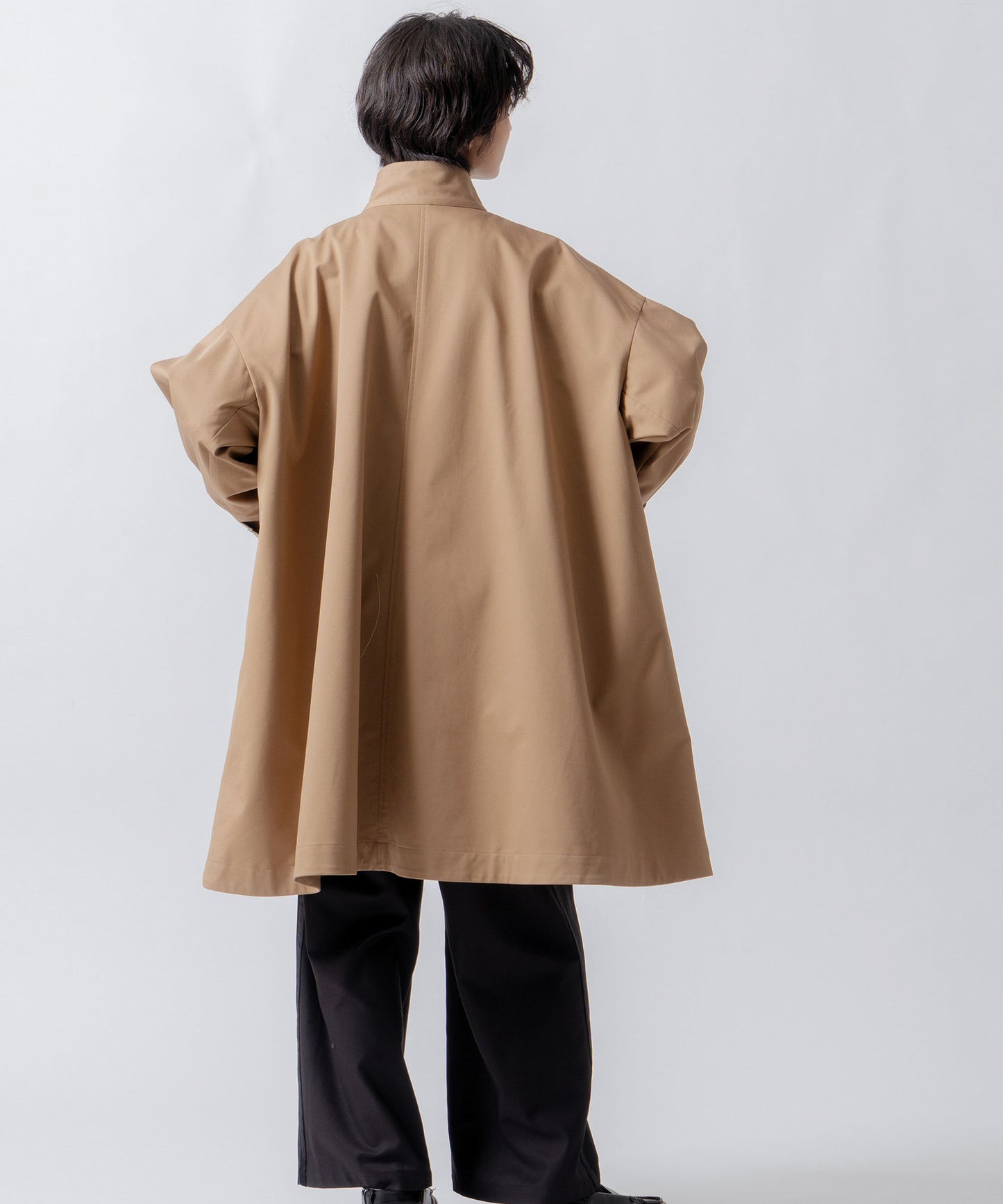 standcollar tent coat / WHT26FJK4063
