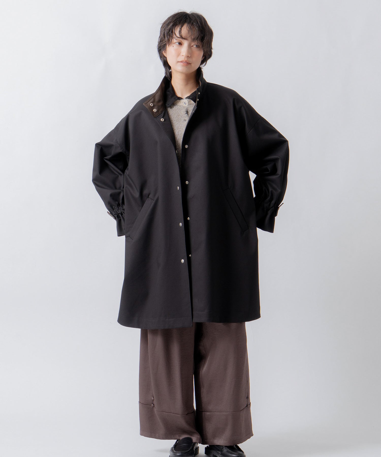standcollar tent coat / WHT26FJK4063 – WHYTO and enbrace