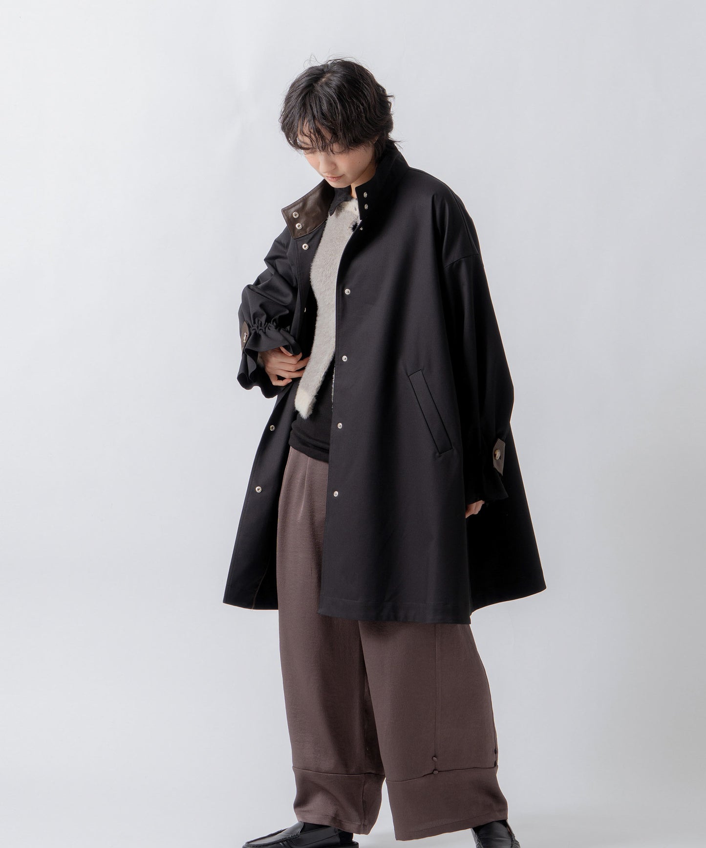 standcollar tent coat / WHT26FJK4063