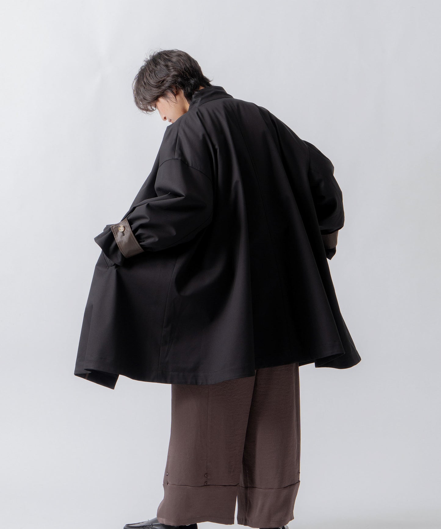 standcollar tent coat / WHT26FJK4063