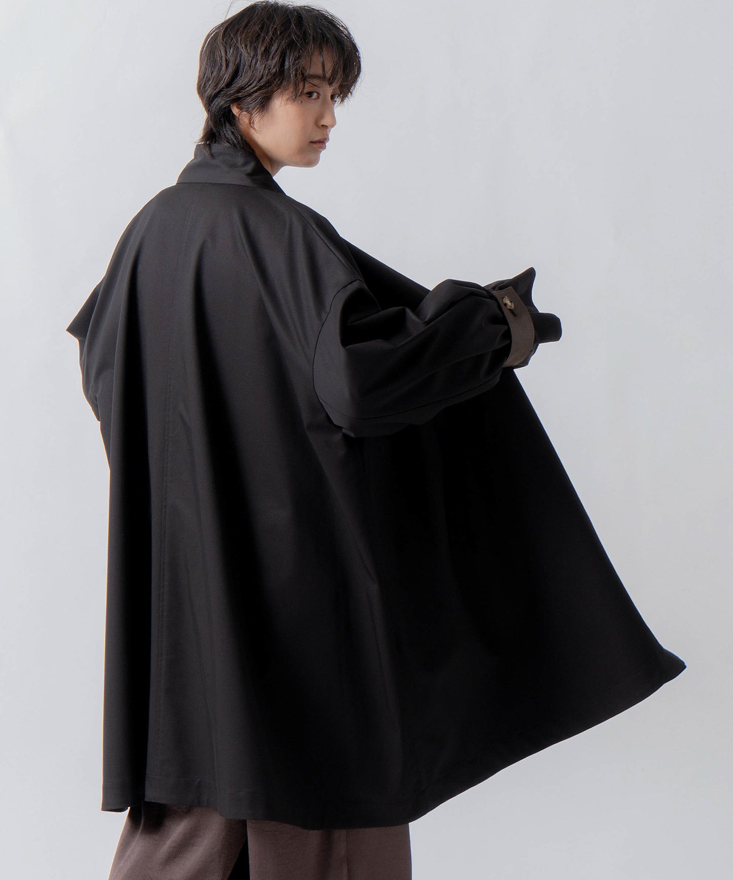 standcollar tent coat / WHT26FJK4063