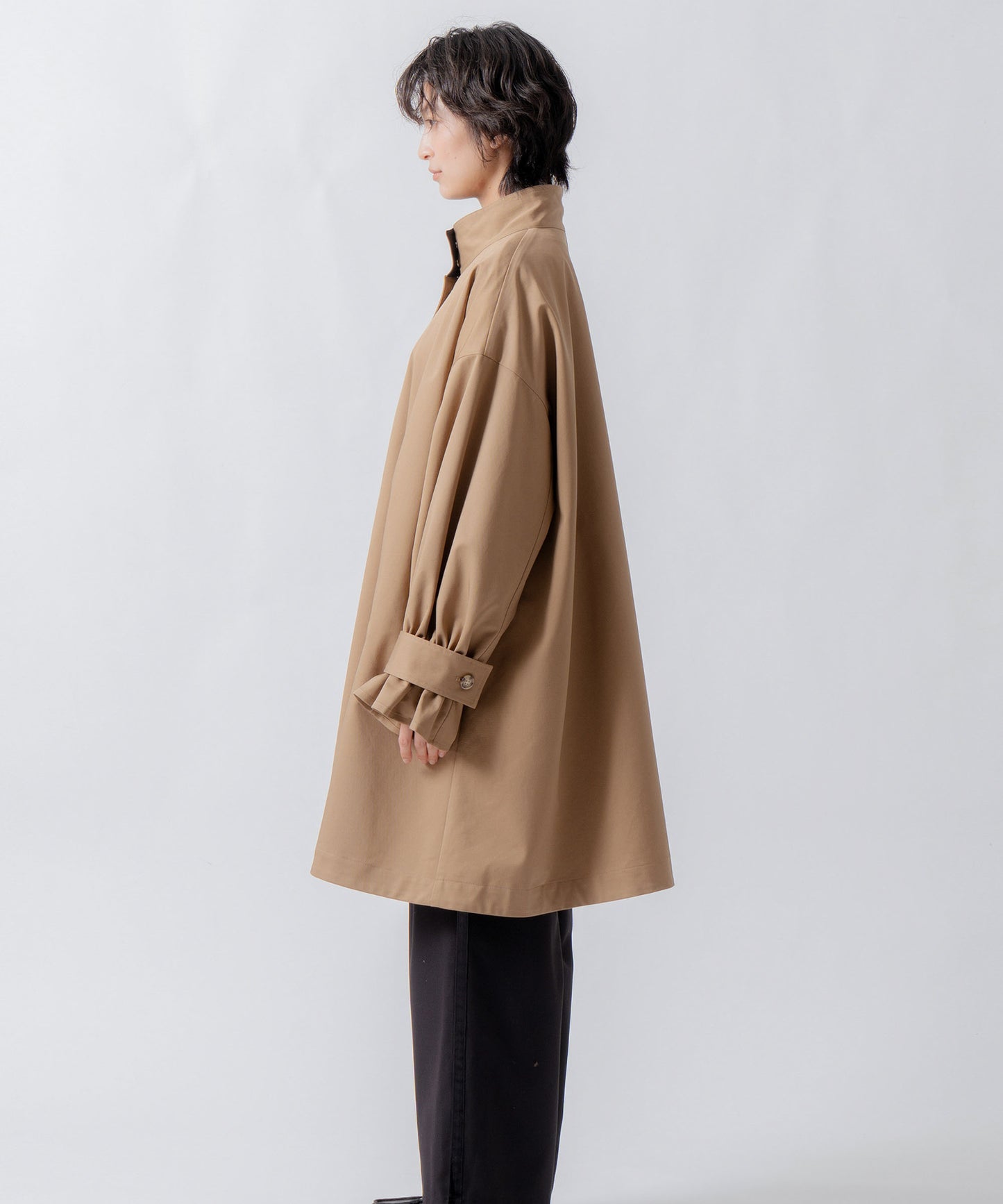 standcollar tent coat / WHT26FJK4063