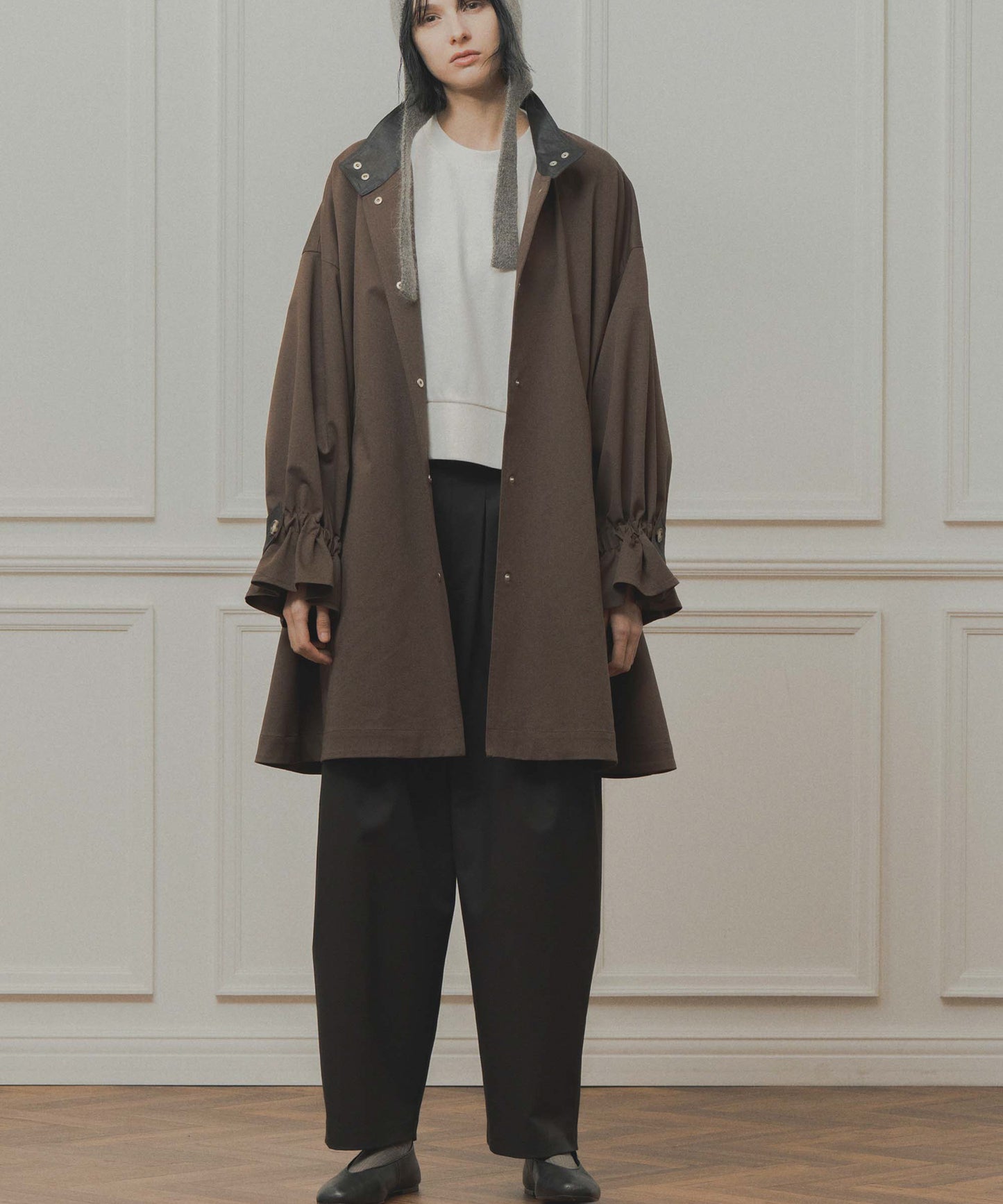 standcollar tent coat / WHT26FJK4063