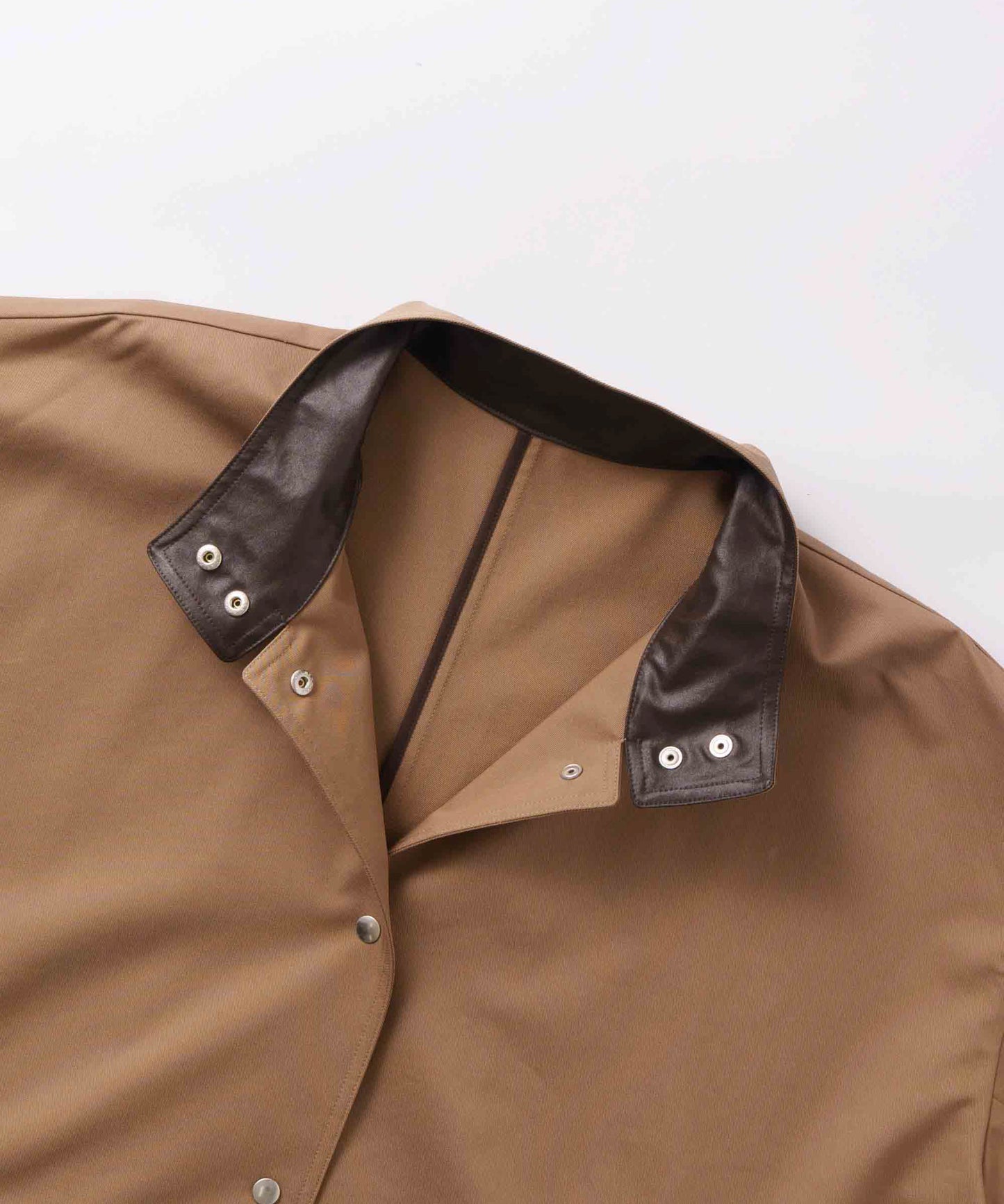 standcollar tent coat / WHT26FJK4063