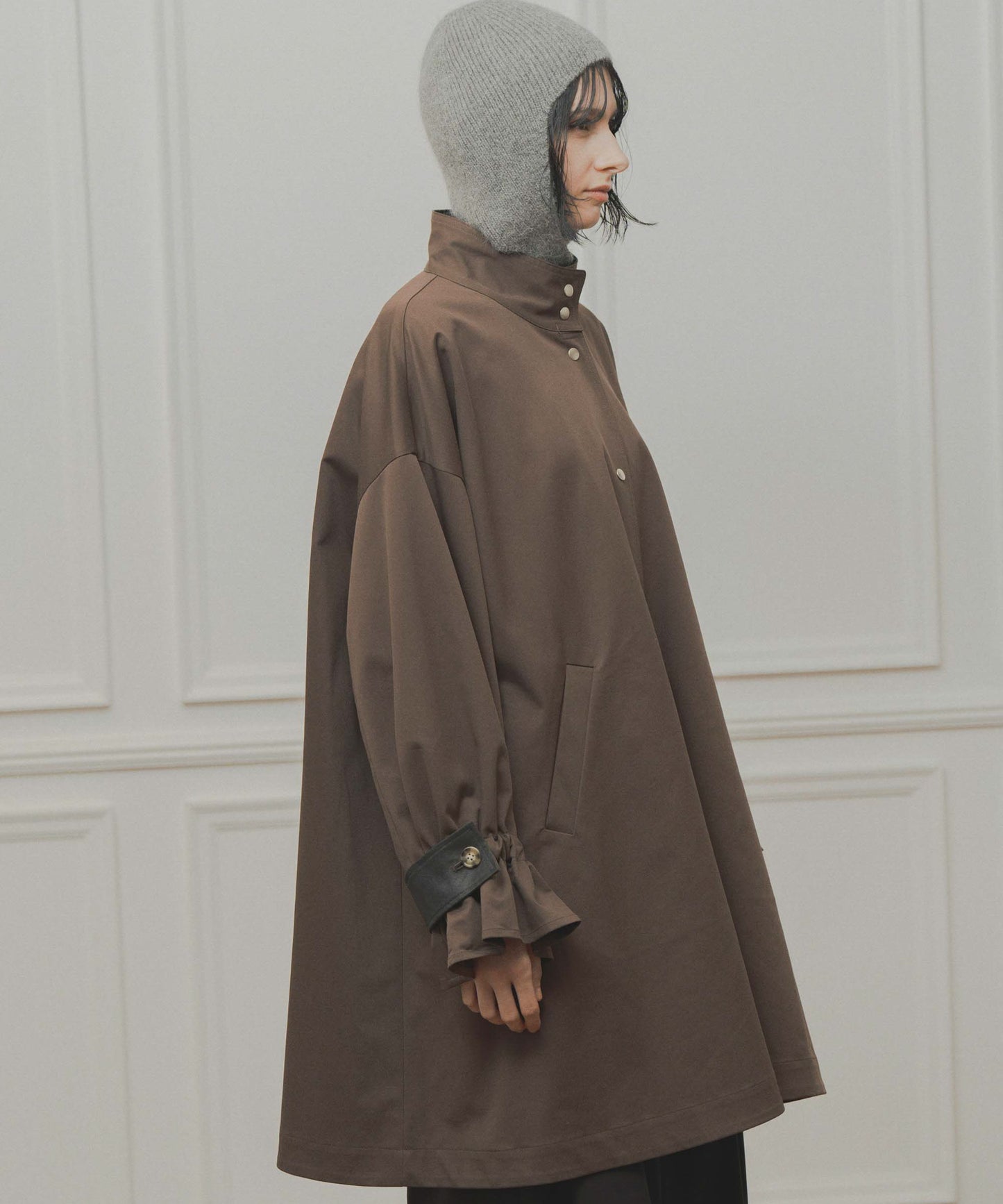 standcollar tent coat / WHT26FJK4063