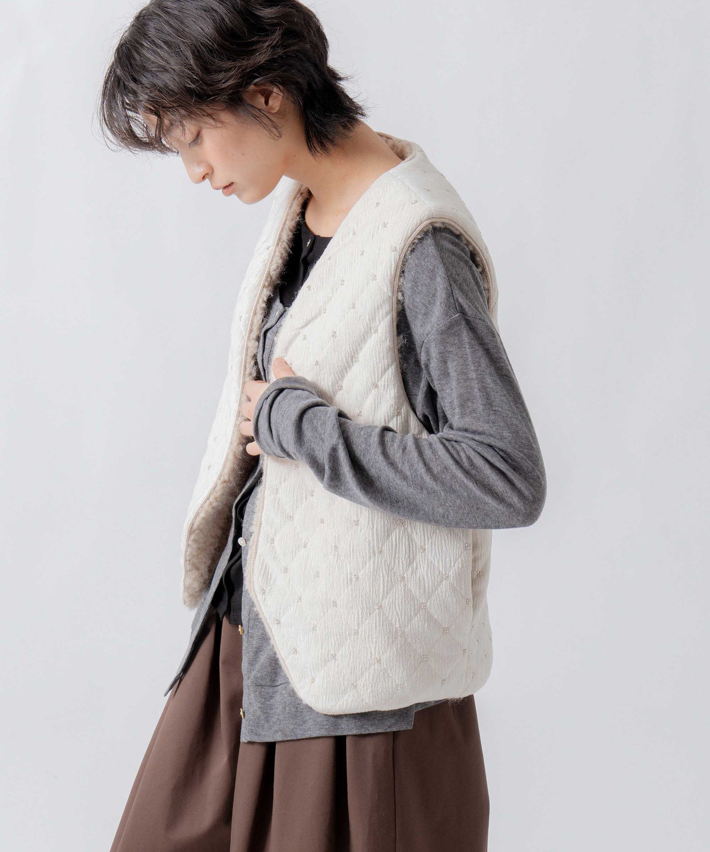 beads quilting reversible vest / WHT26FJK4068
