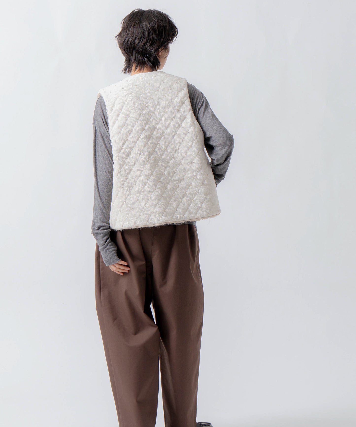 beads quilting reversible vest / WHT26FJK4068