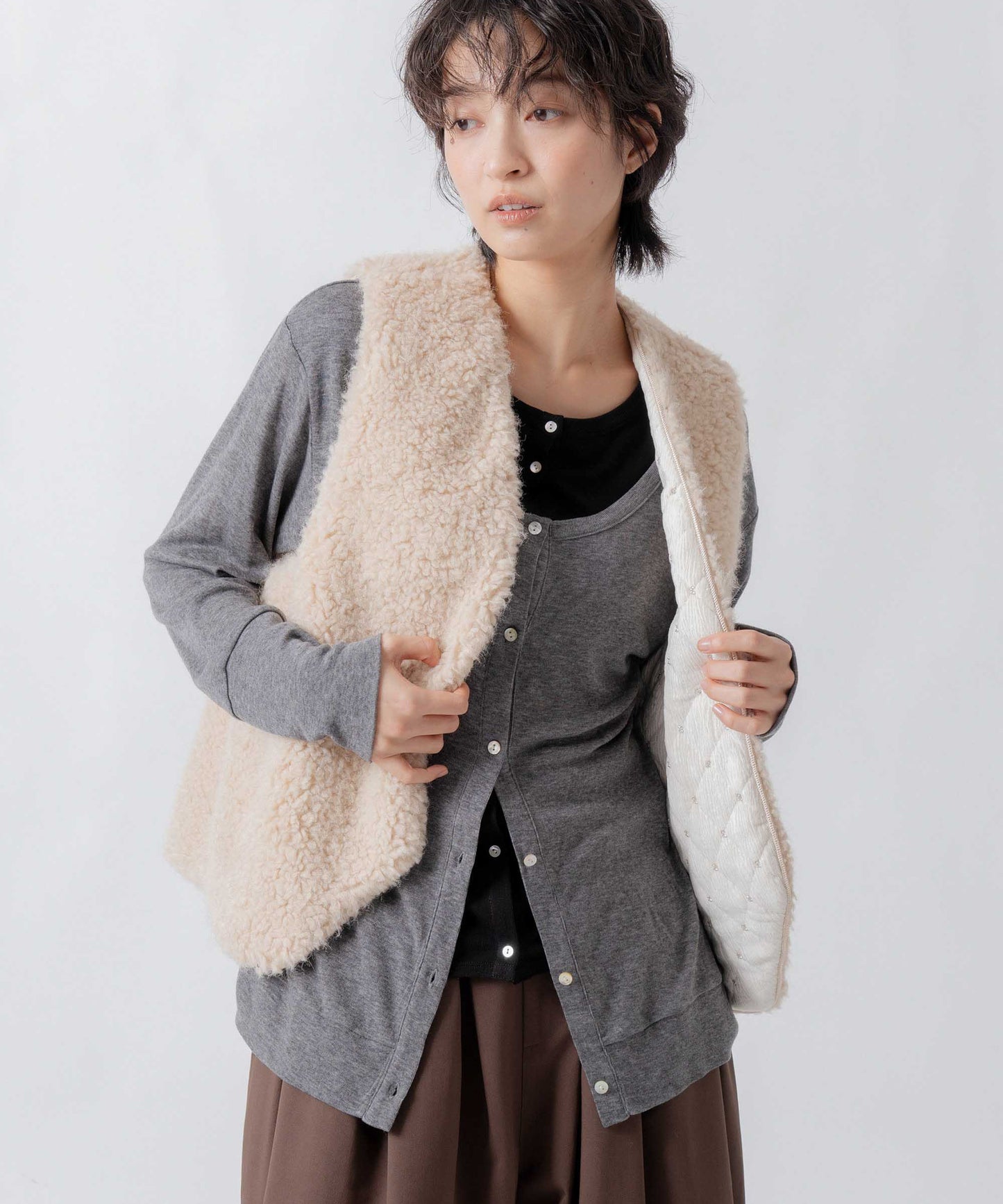 beads quilting reversible vest / WHT26FJK4068