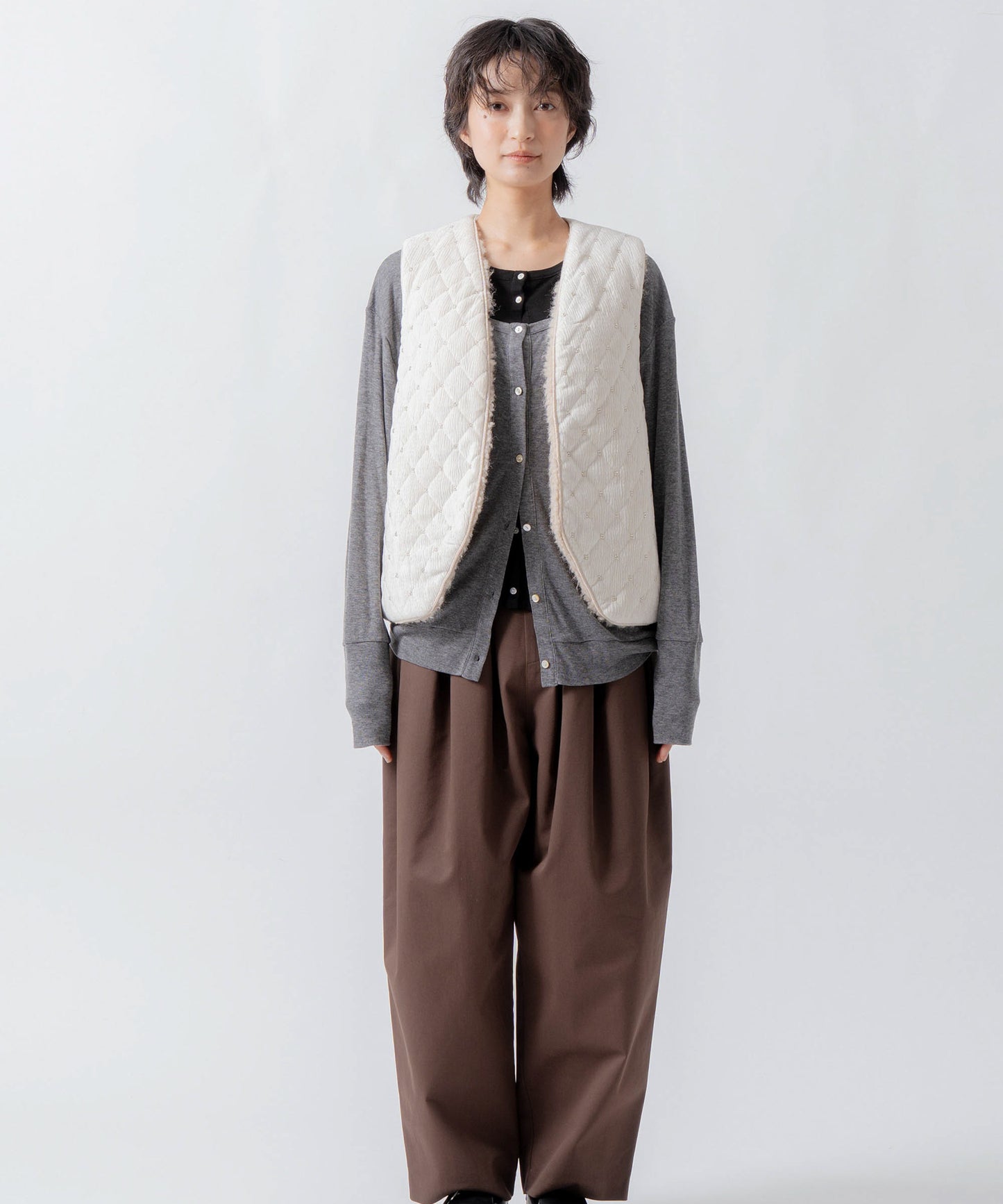 beads quilting reversible vest / WHT26FJK4068
