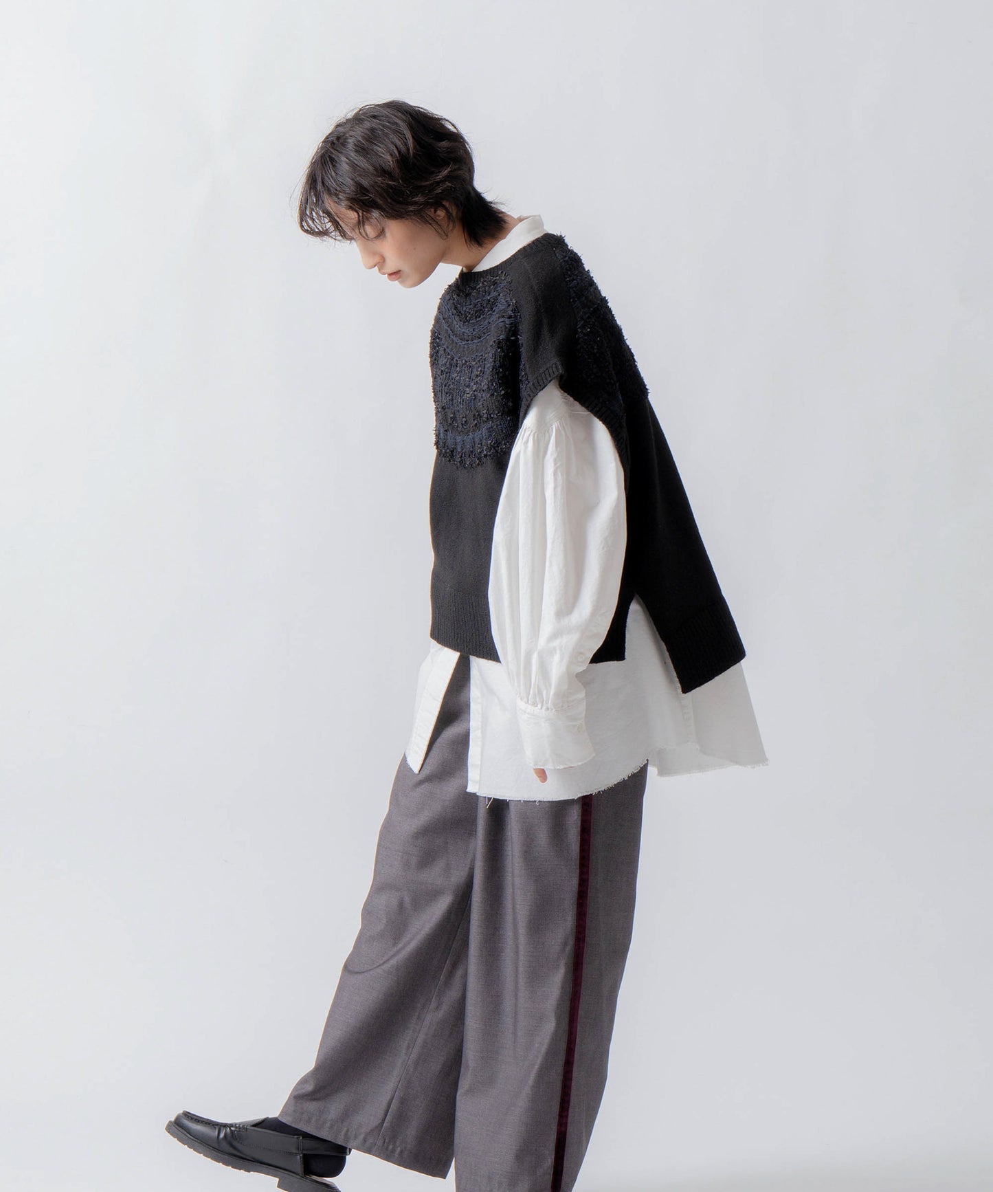 nordic pattern knit vest / WHT26FKN4041