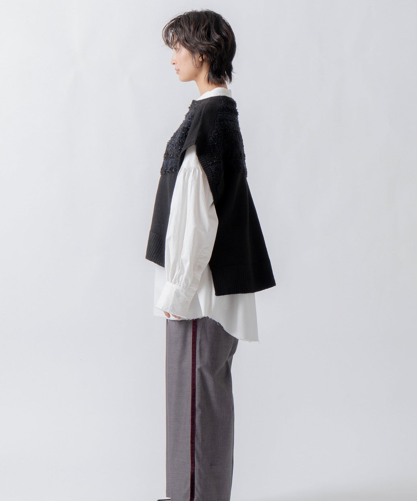 nordic pattern knit vest / WHT26FKN4041