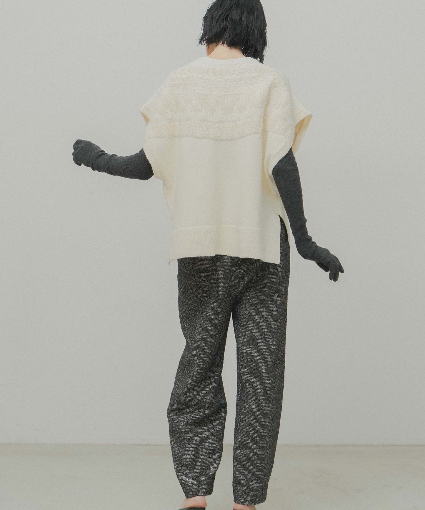 nordic pattern knit vest / WHT26FKN4041