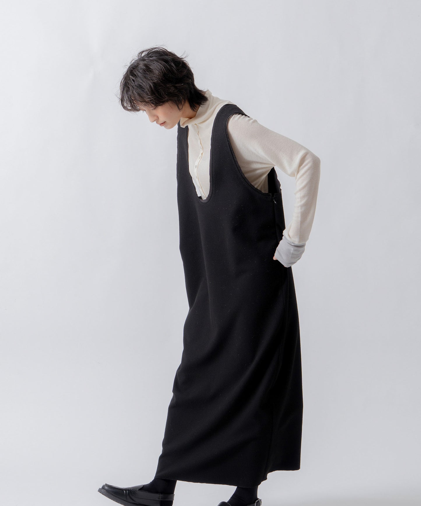 u neck cocoon dress / WHT26FOP4080