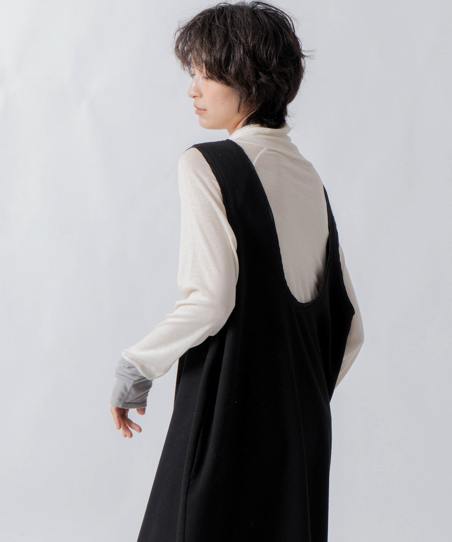 u neck cocoon dress / WHT26FOP4080