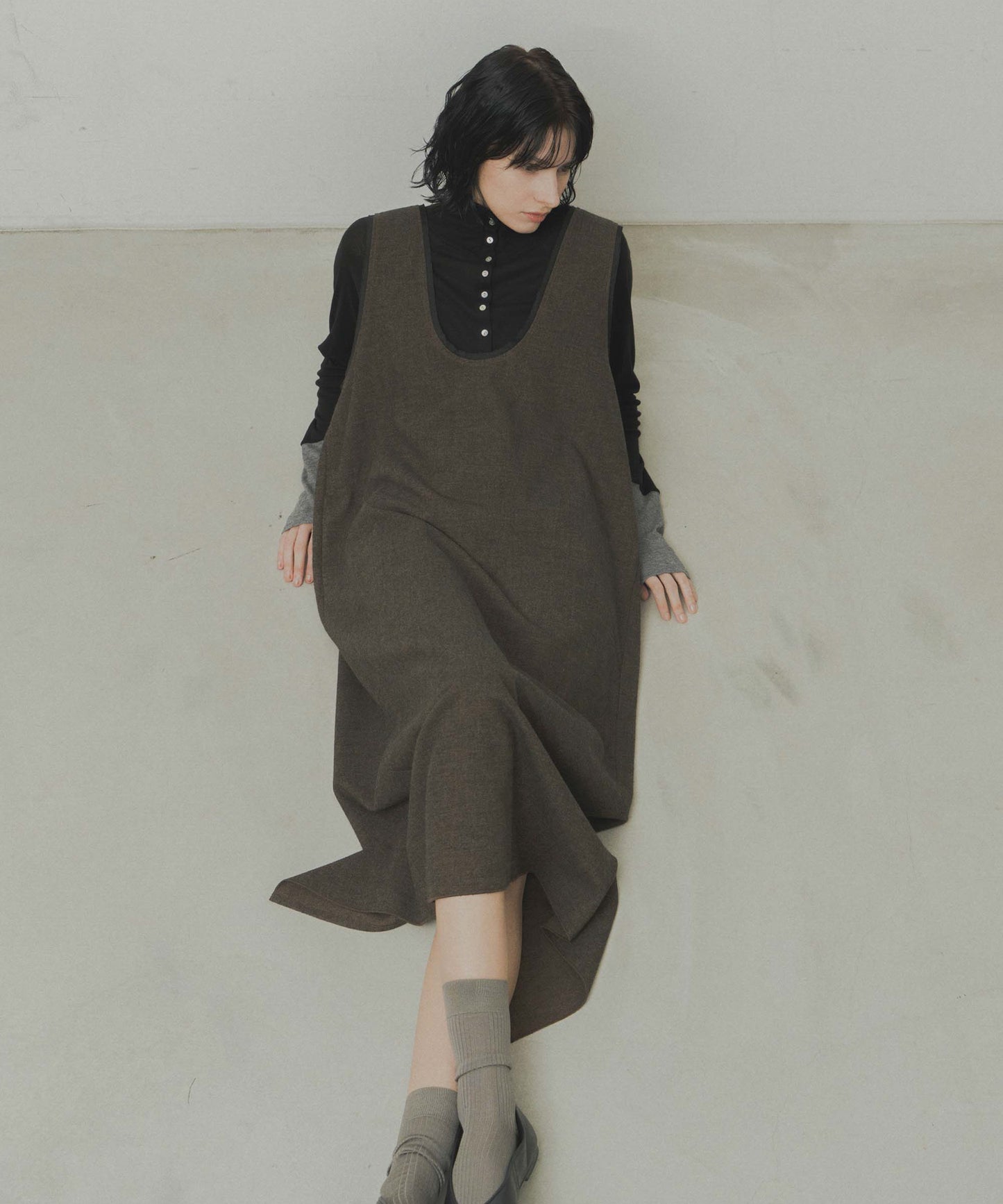 u neck cocoon dress / WHT26FOP4080