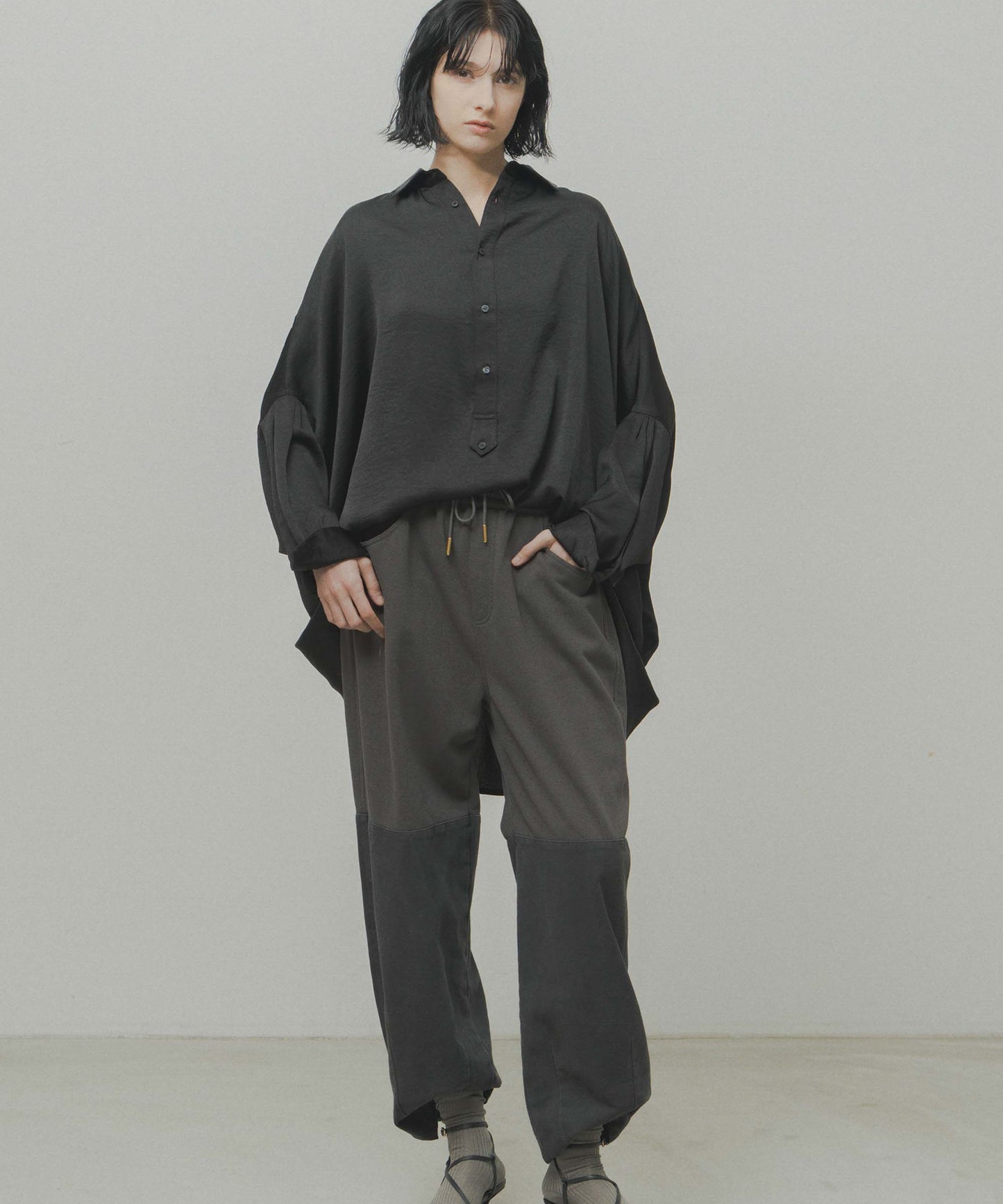 combination sweatpants / WHT26FPT4074