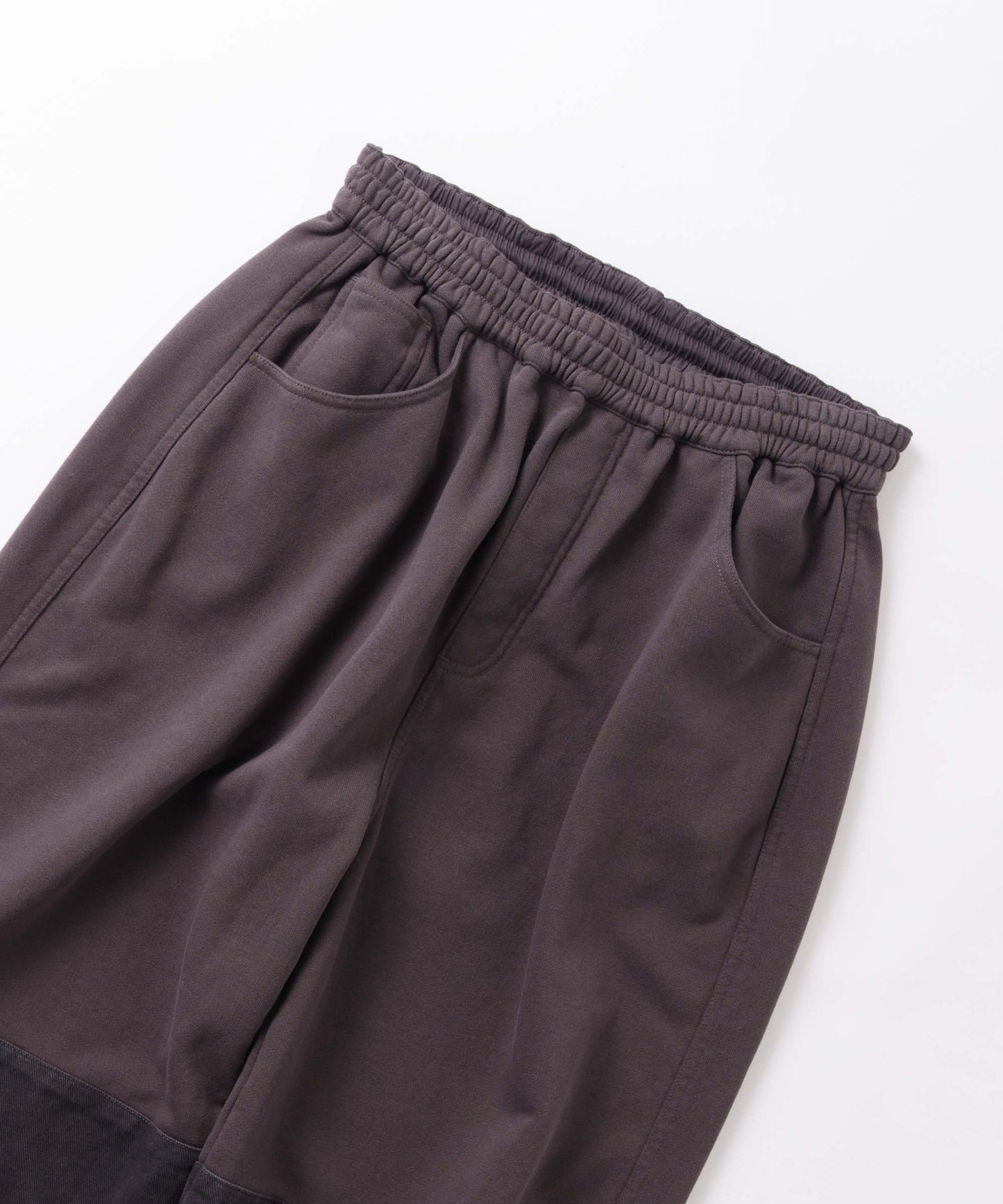 combination sweatpants / WHT26FPT4074
