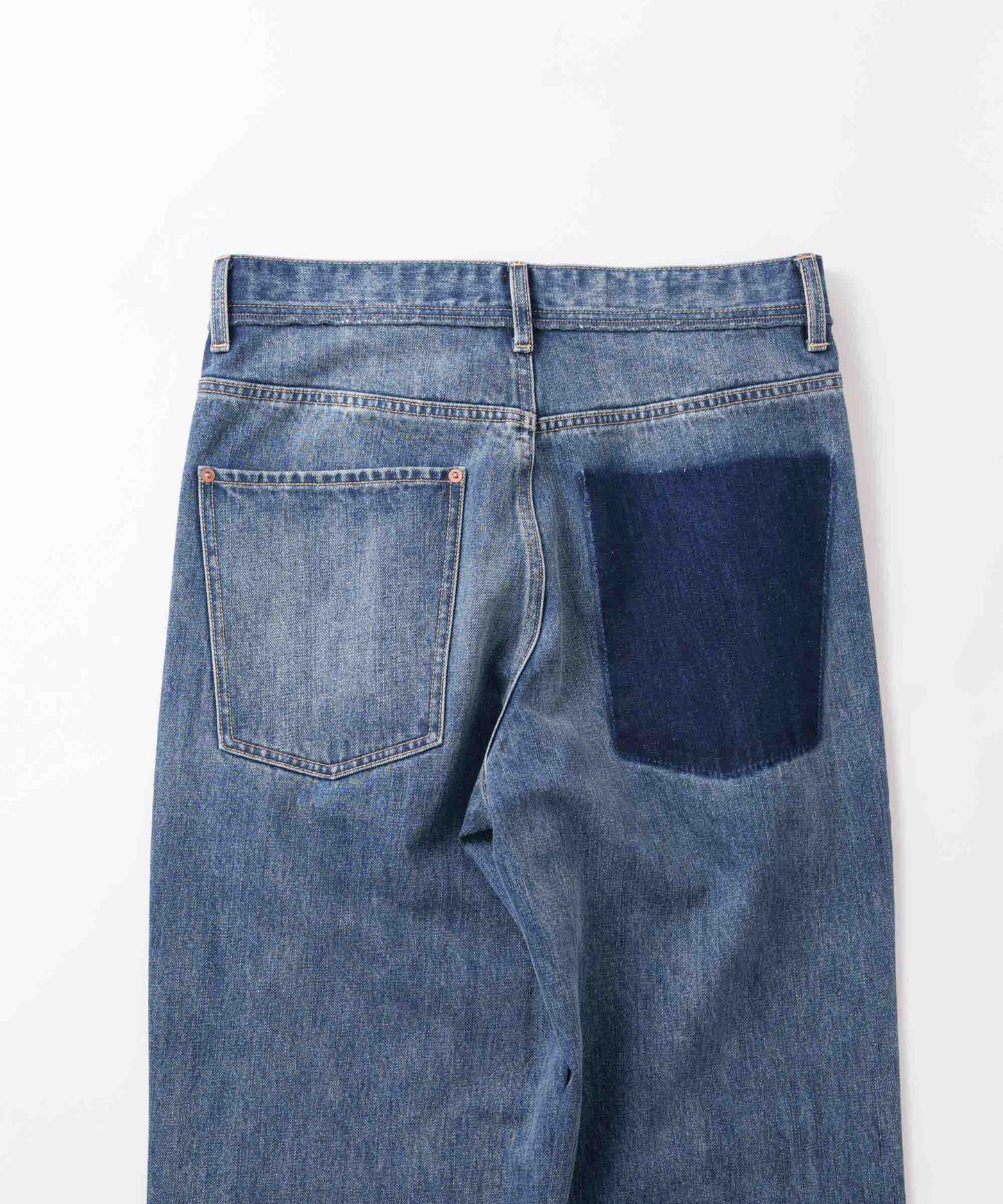 tuck design denim / WHT26FPT4075