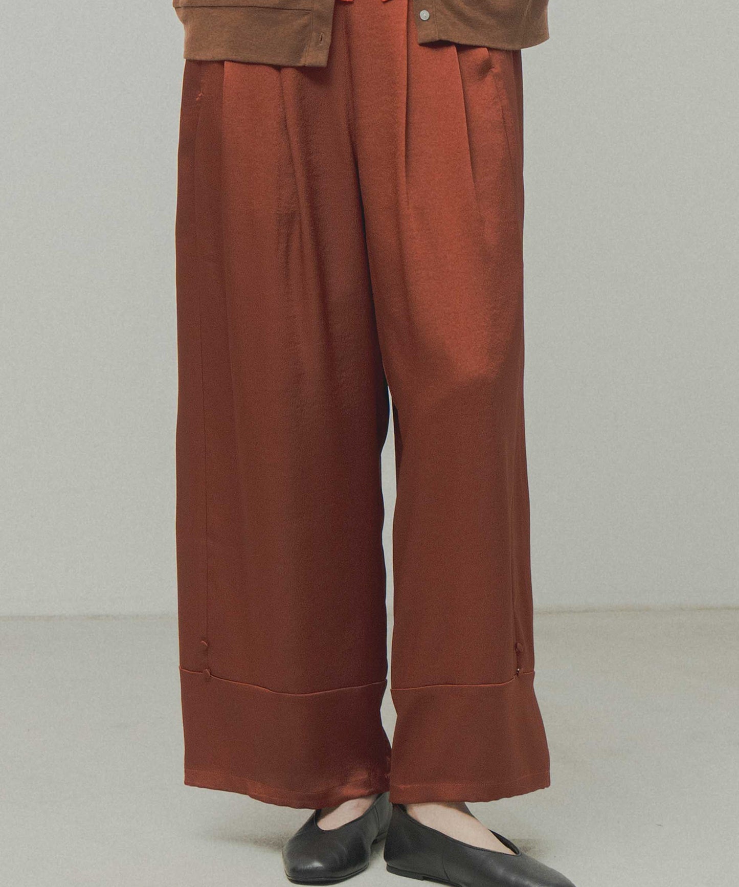 satin wide pants / WHT26FPT4077